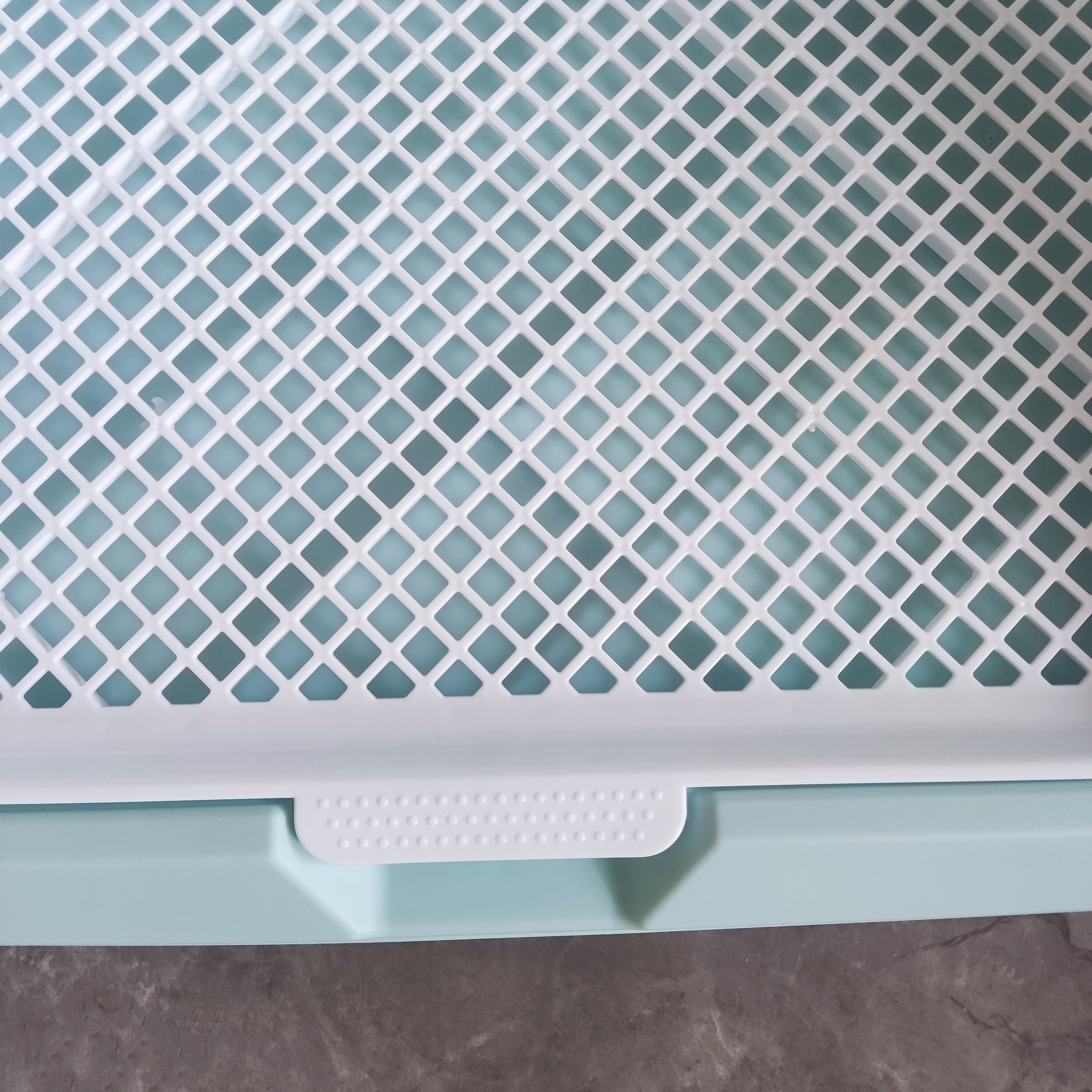 High-Sided Plastic Dog Litter Box with Removable Grid for Small to Medium Breeds