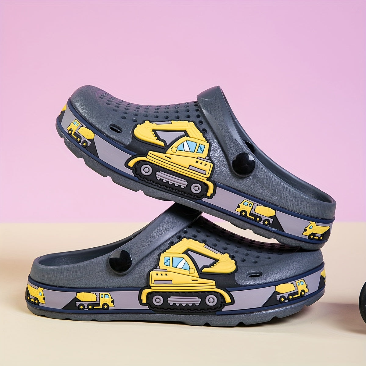 Детские мультяшные тапочки на мягкой подошве для мальчиков и девочек, дышащие, легкие, для использования внутри и снаружи, на пляже