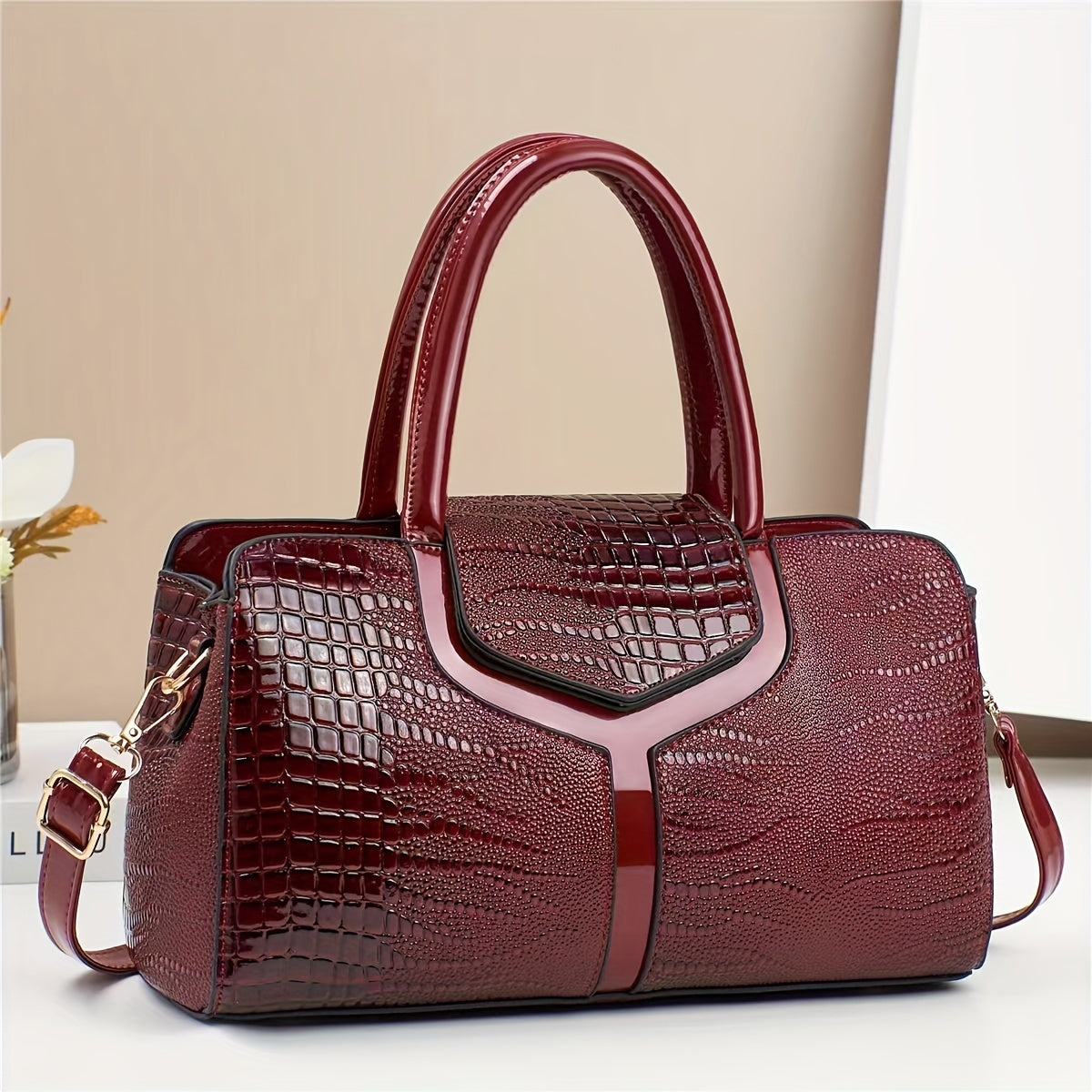 Women's Crocodile Pattern Leather Handbag with Adjustable Strap and Zipper Closure