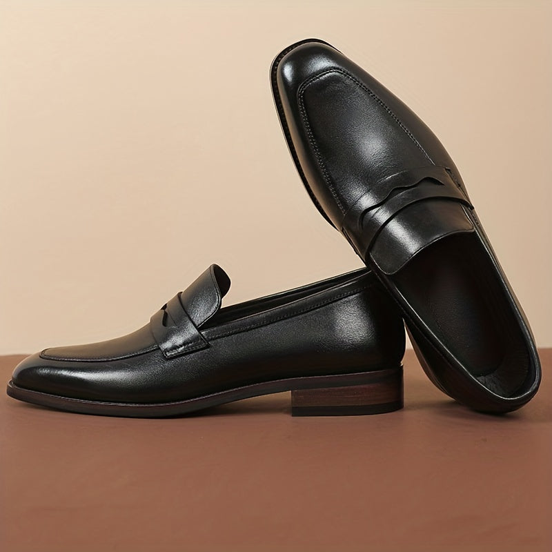 Men's Cow Leather Slip-On Loafers with Rubber Sole and Round Toe for All Seasons