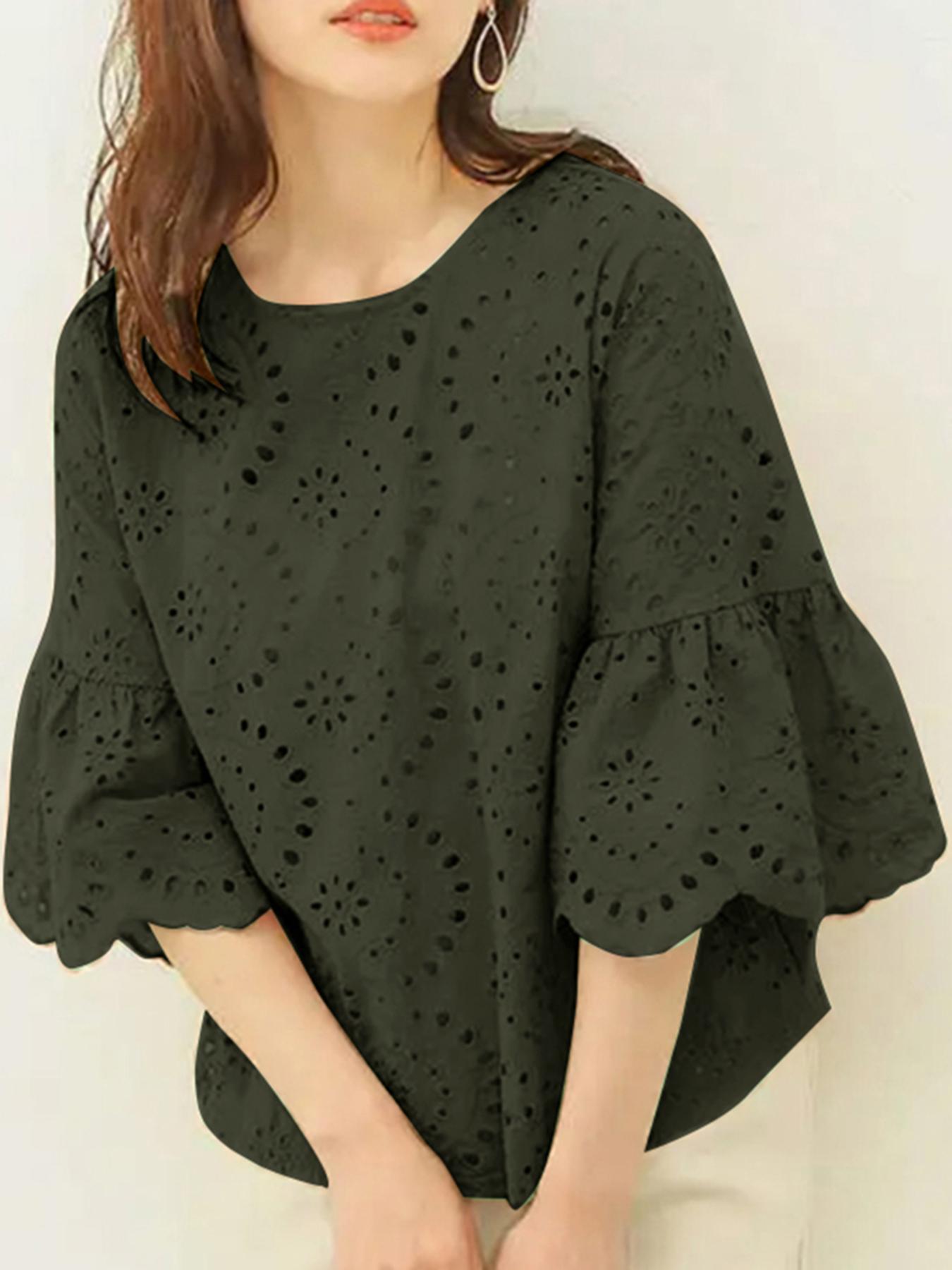 Блузка для женщин больших размеров из хлопка с вышивкой в технике eyelet и расклешёнными рукавами