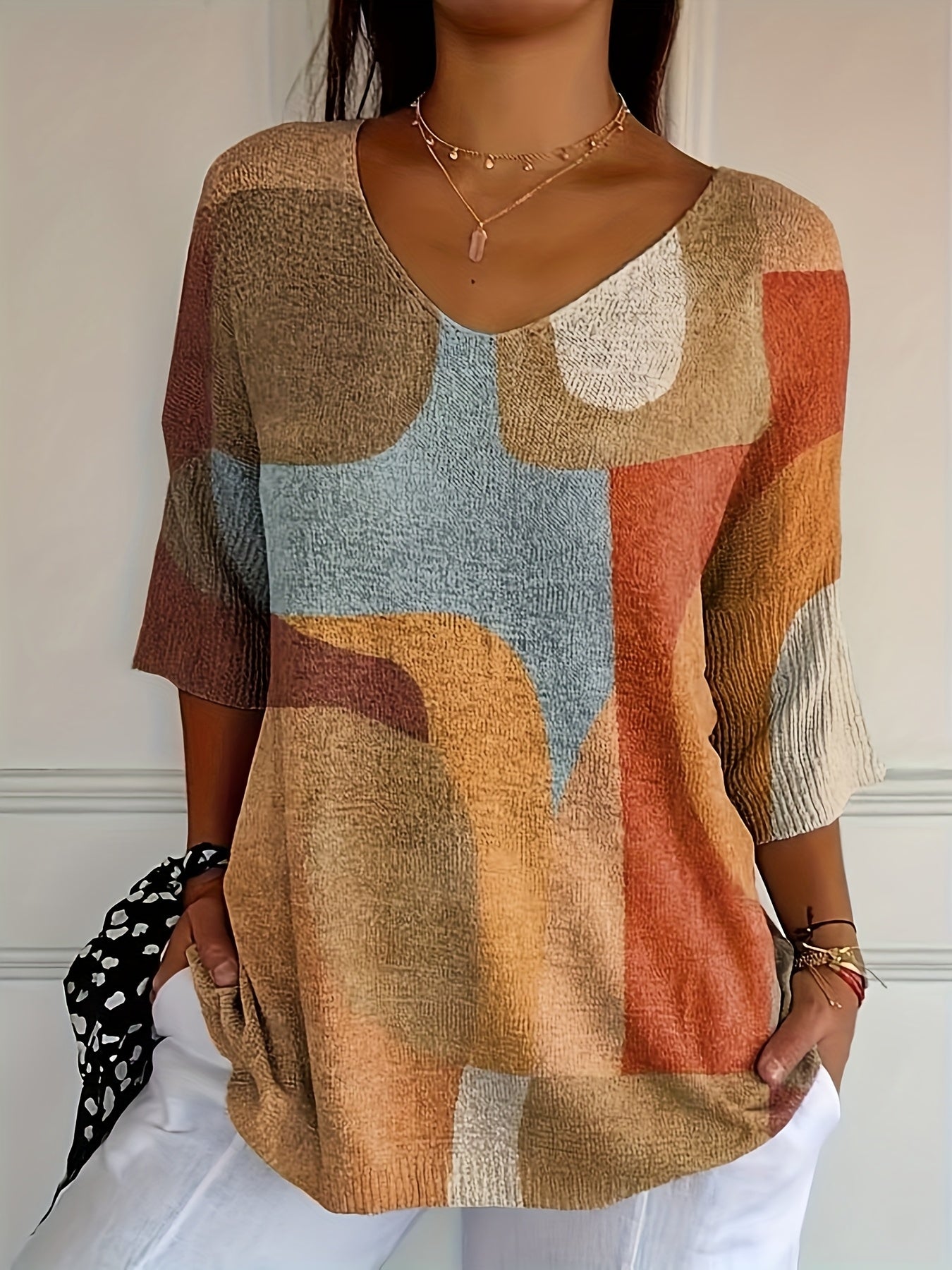 Топ женский с V-образным вырезом, длина миди, с рукавами, крупным геометрическим абстрактным принтом
