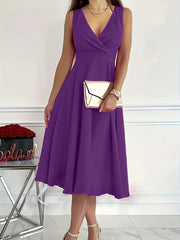 Solid Color Sleeveless Dress with Pleated V-Neck for Spring and Summer Vacation