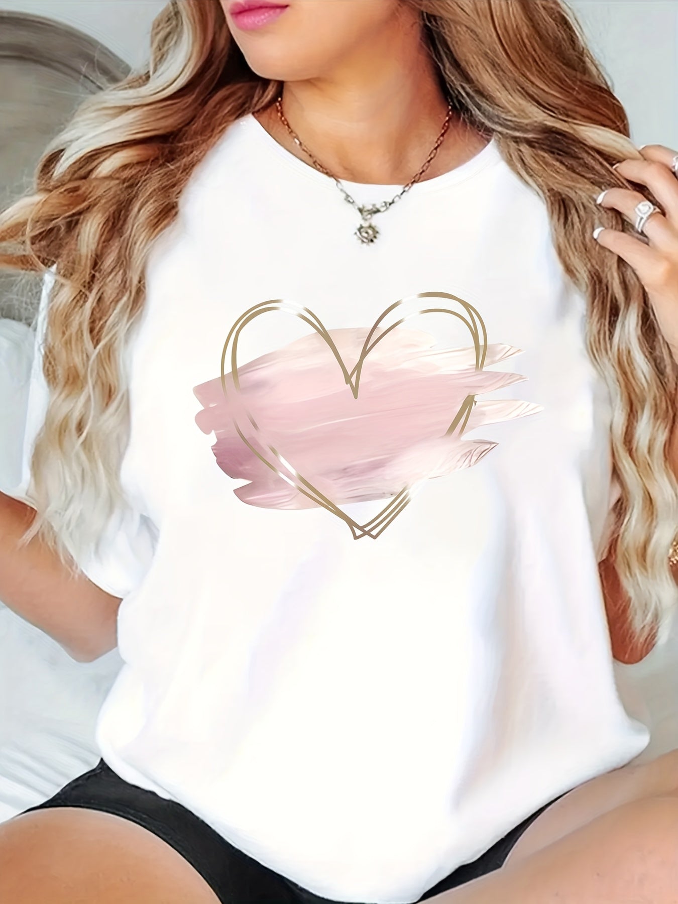Plus Size Pink Heart Print T-Shirt with Crew Neck Short Sleeves and Medium Stretch Polyester Fabric