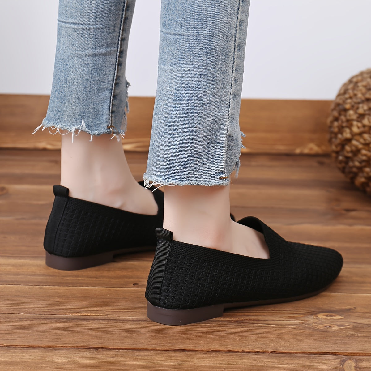 Women’s Breathable Fabric Flat Shoes Casual Pointed Toe Loafers