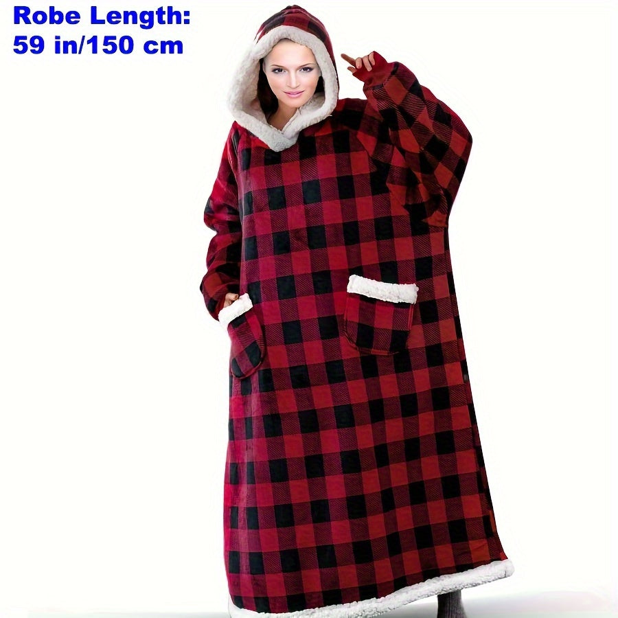 Ko‘k rangli kiyiladigan plash va oq junli chetki qoplama bilan, erkaklar va ayollar uchun uzoq, yumshoq ro‘ba