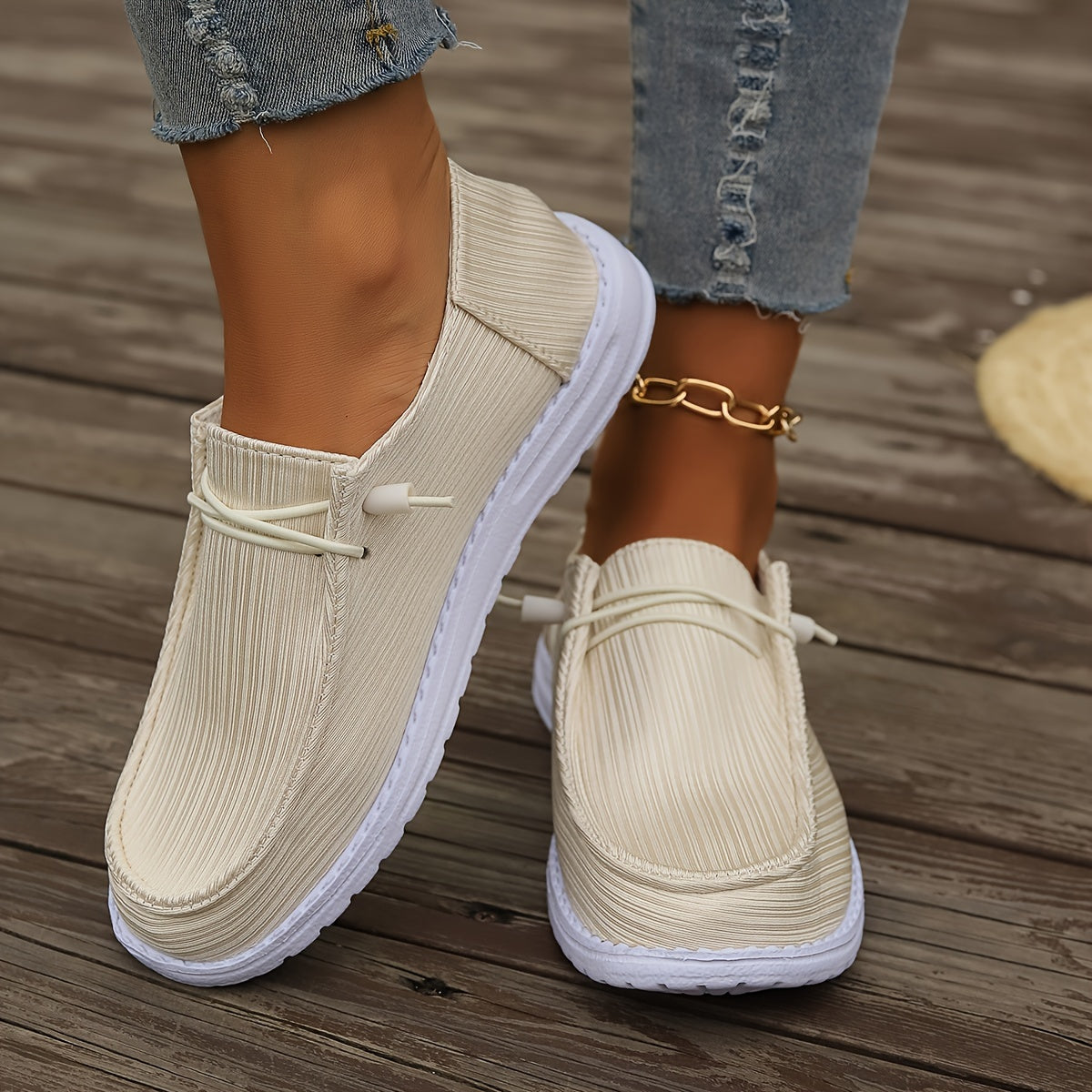 Women's Canvas Slip-On Flat Shoes Breathable Loafers Walking Shoes