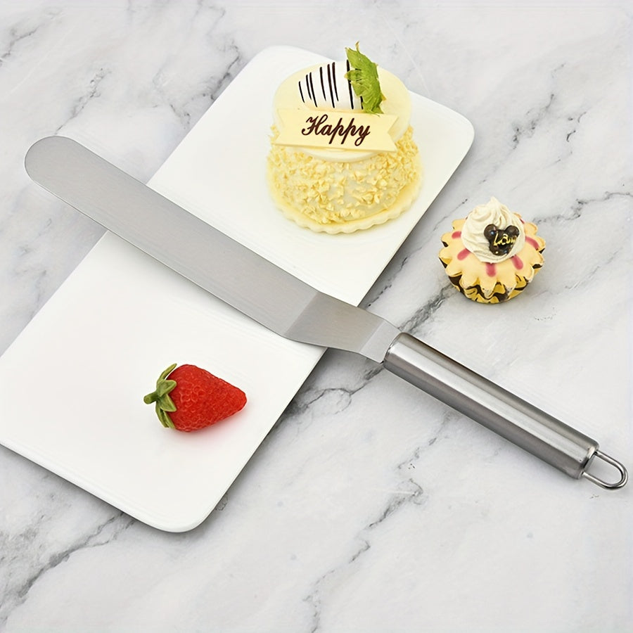 Buxoro po'latdan tayyorlangan tortni tozalash uchun to'g'ri va egilgan chetlar bilan to'plam