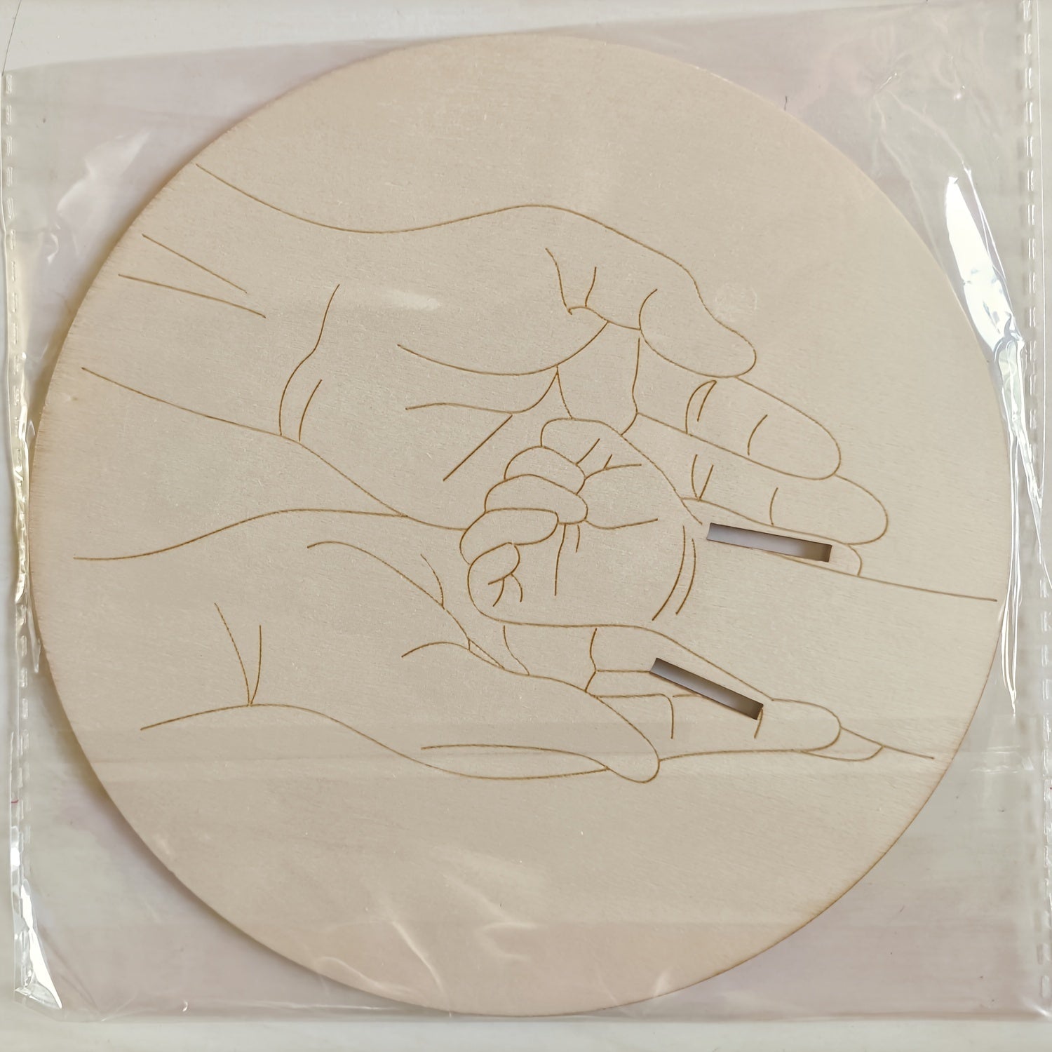 Wooden Birth Bracelet Keepsake with Engraved Heart and Round Memorial Plaque for Mother's Day and Family Gift