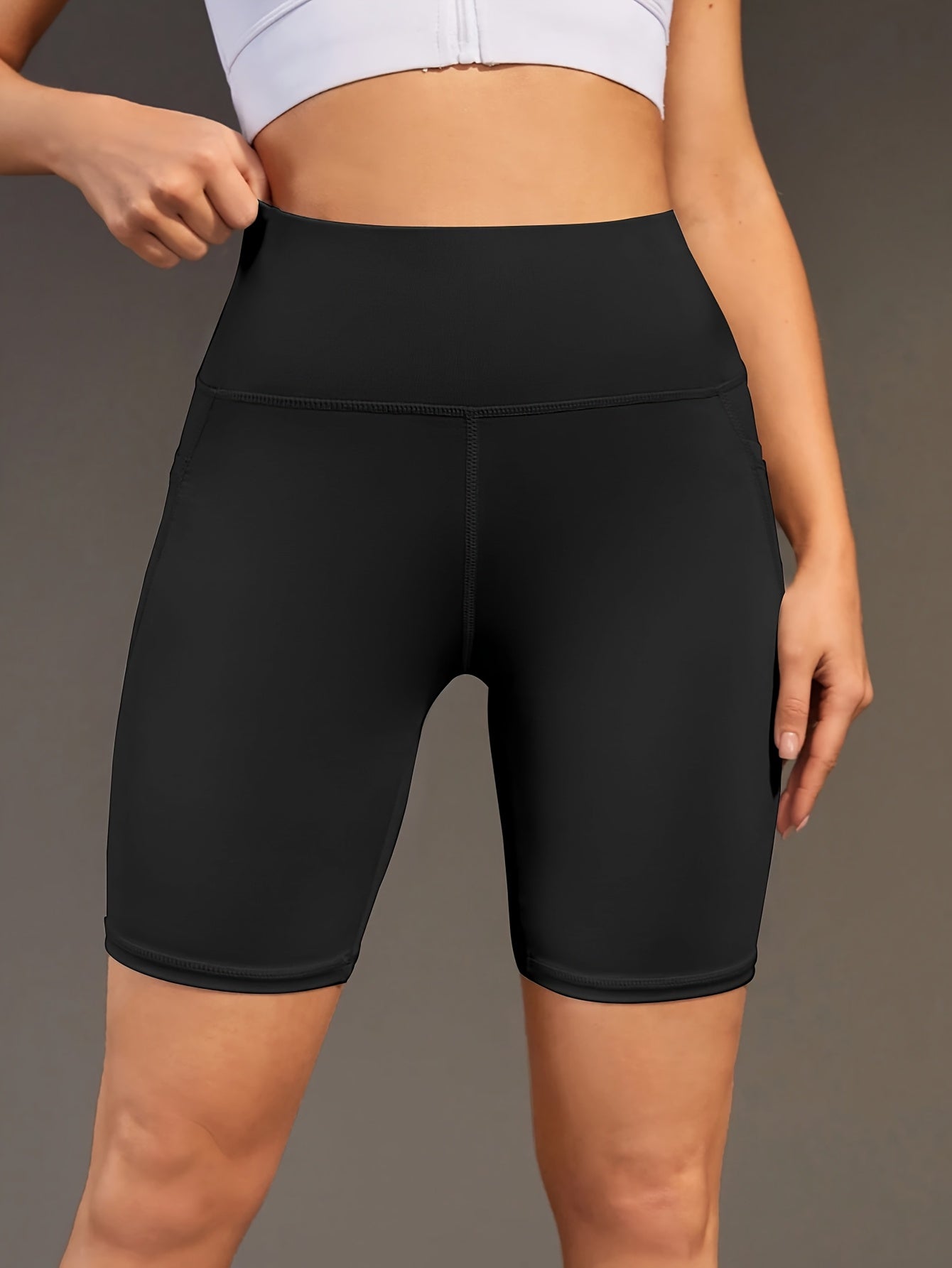 Women's Plus Size Yoga Shorts with Pockets Tummy Control Running Pants