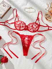 Ayollar ichki kiyimlari.