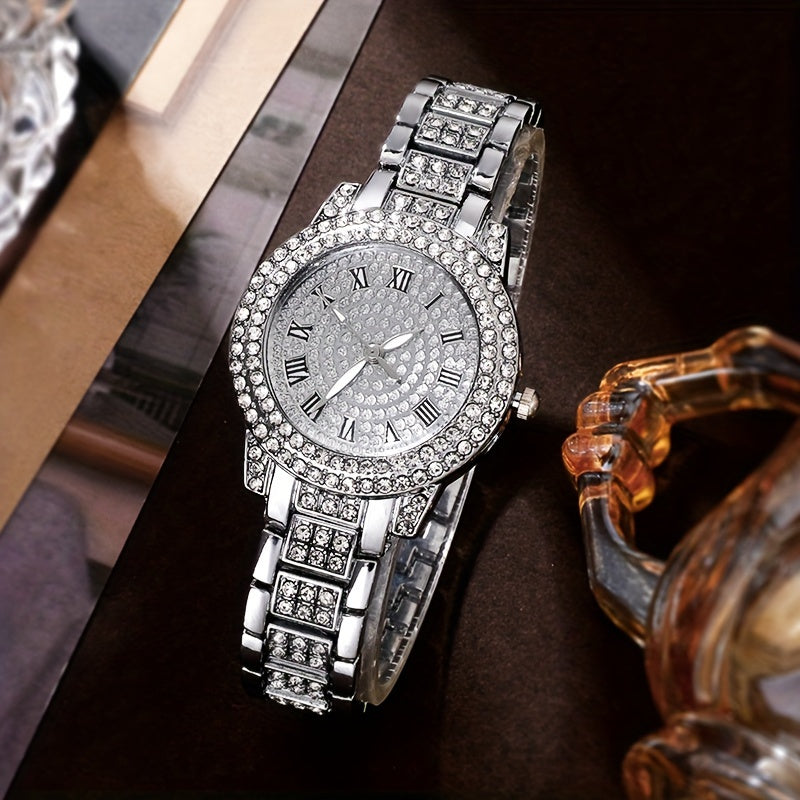 Quartz Watch with Rhinestones and Zinc Alloy Chain for Women