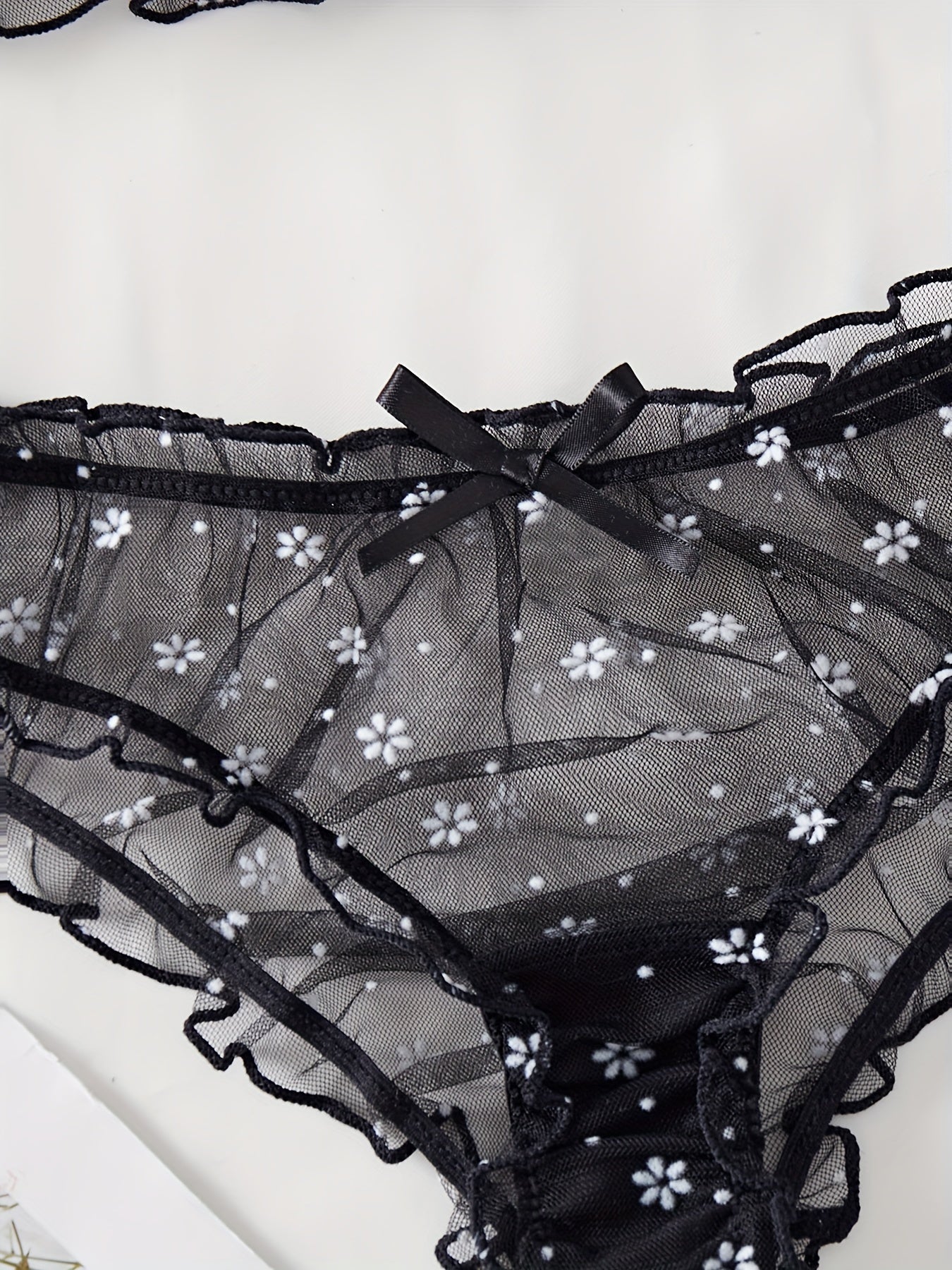 Evropa va Amerikadan Lingerie to'plami