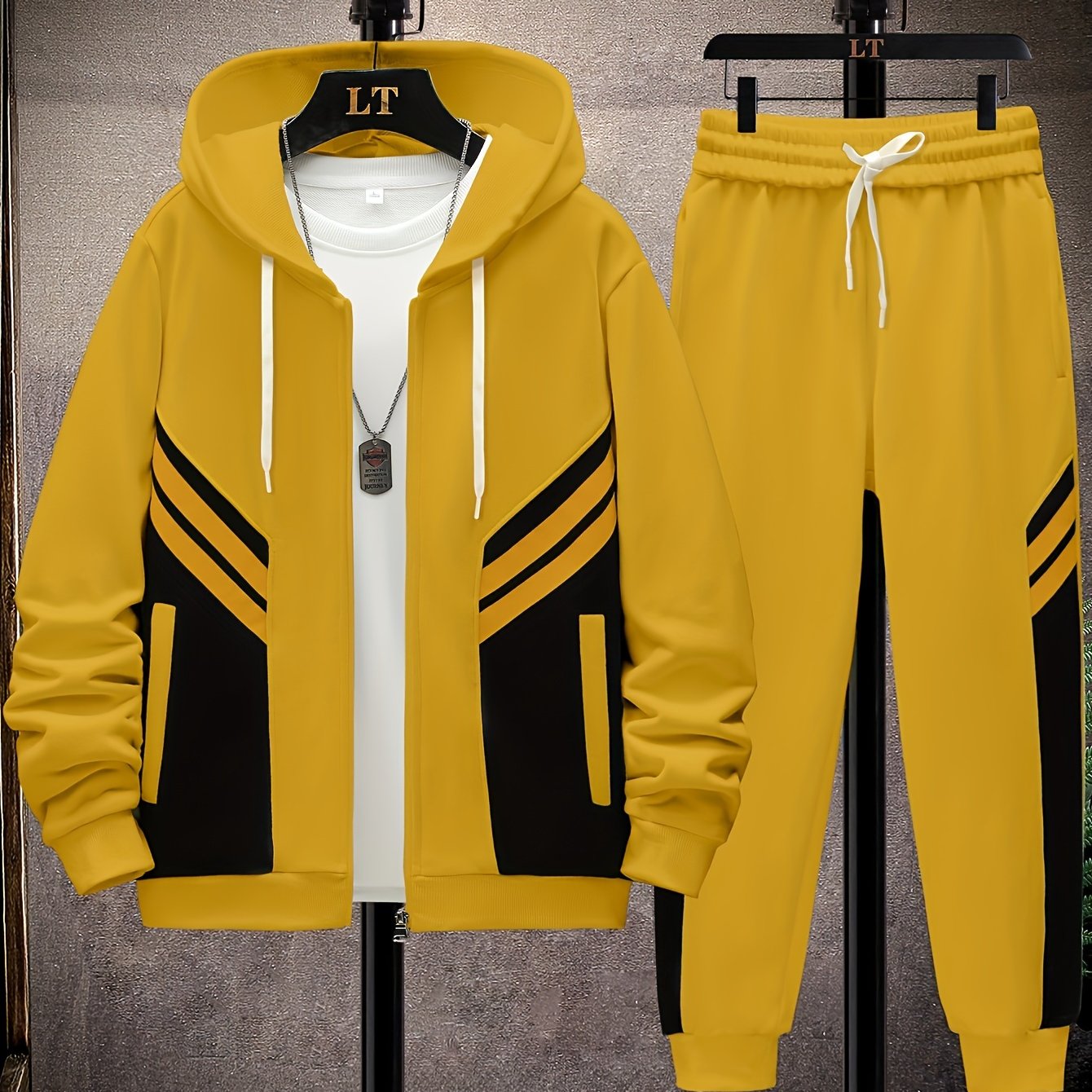 Men's Casual Color Block Polyester Hooded Suit Set with Long Sleeves