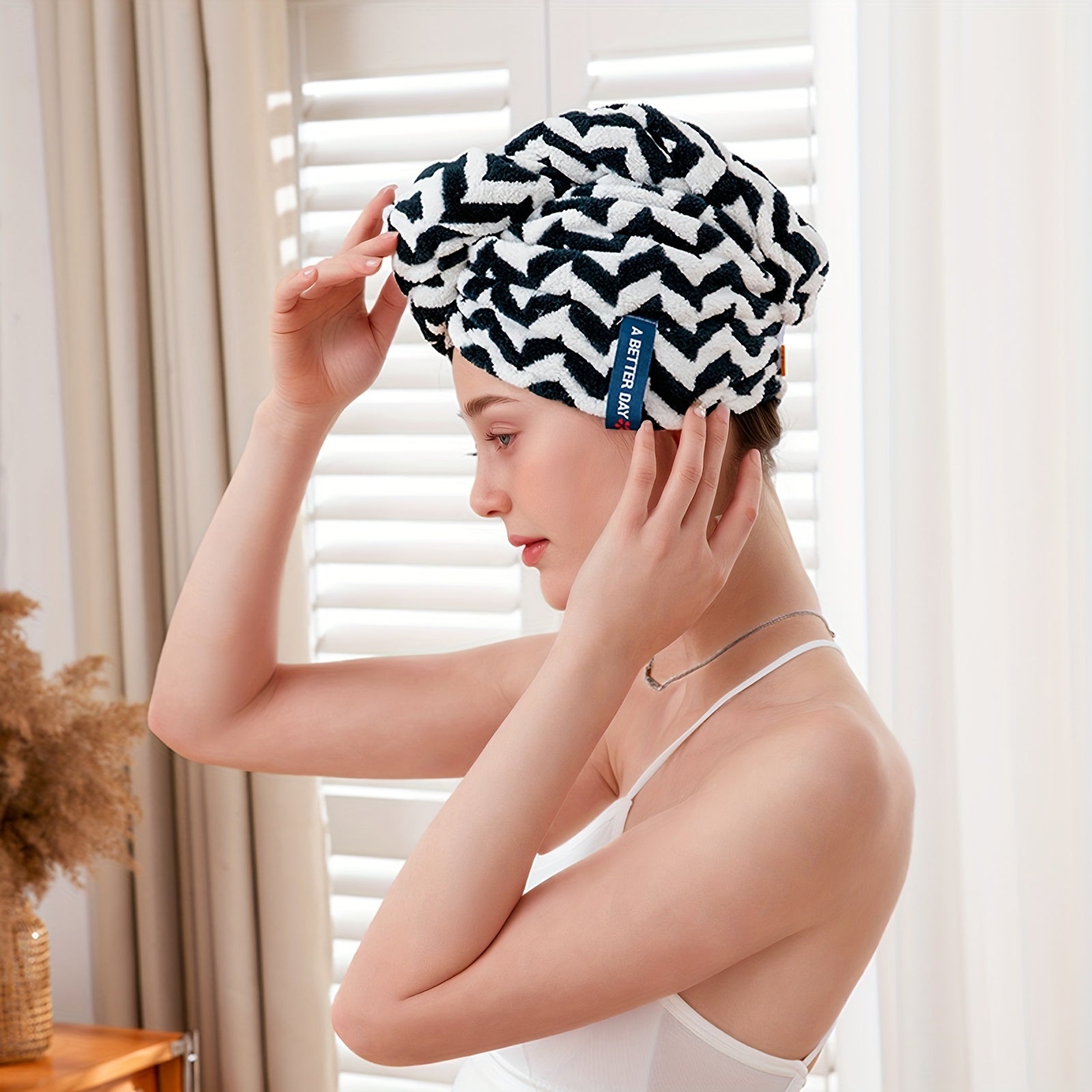 Microfiber Hair Wrap with Low-Lint Polyester Blend for Bathroom and Home Use