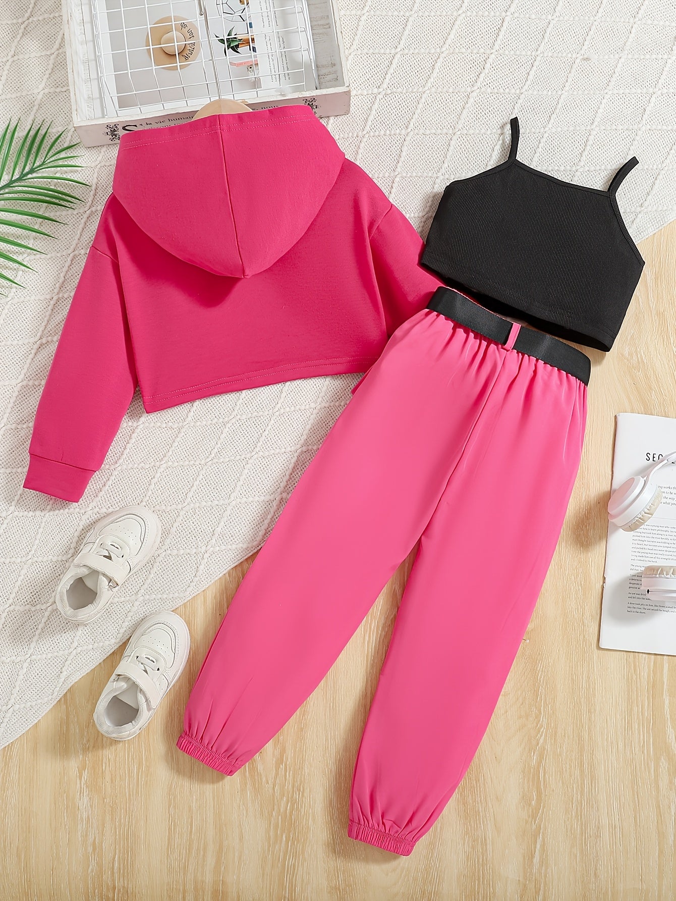 Girls' Knitted Fabric 3-Piece Fashion Set with Hoodie Halter Top and Overalls for Spring and Fall