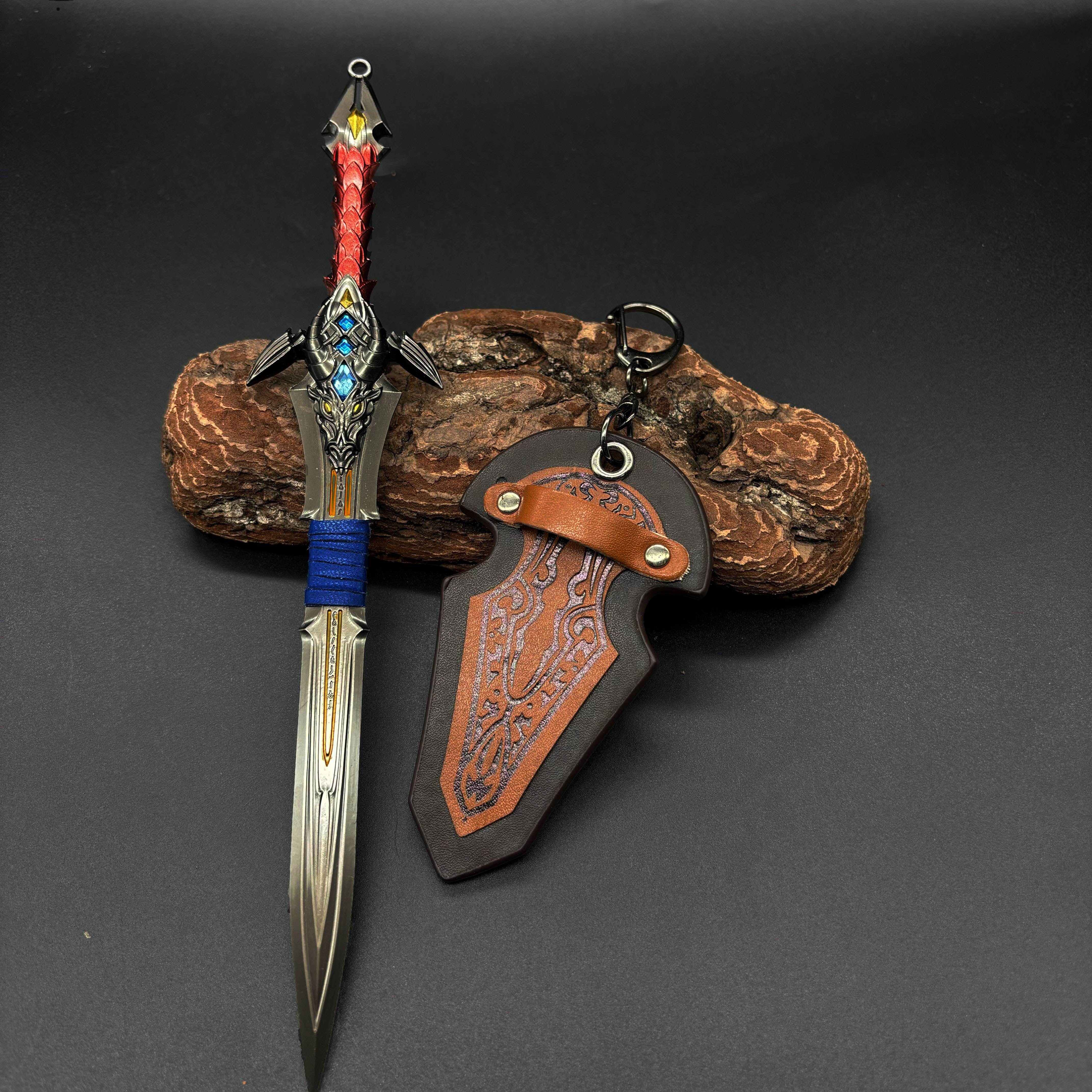 Metal Sword Keychain Retro Design Faux Leather Collectible Zinc Alloy Gift