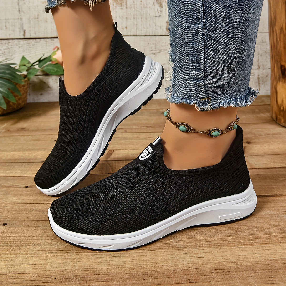 Women's Slip-On Sneakers in Knit Fabric Light Comfortable All-Season