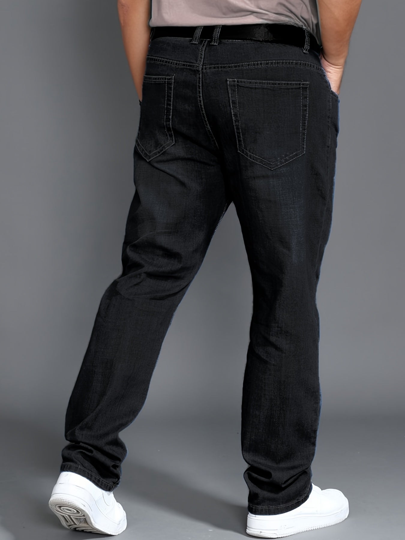 Plus Size Men's Regular Fit Stretch Jeans Solid Color Washed Details All-Season Denim