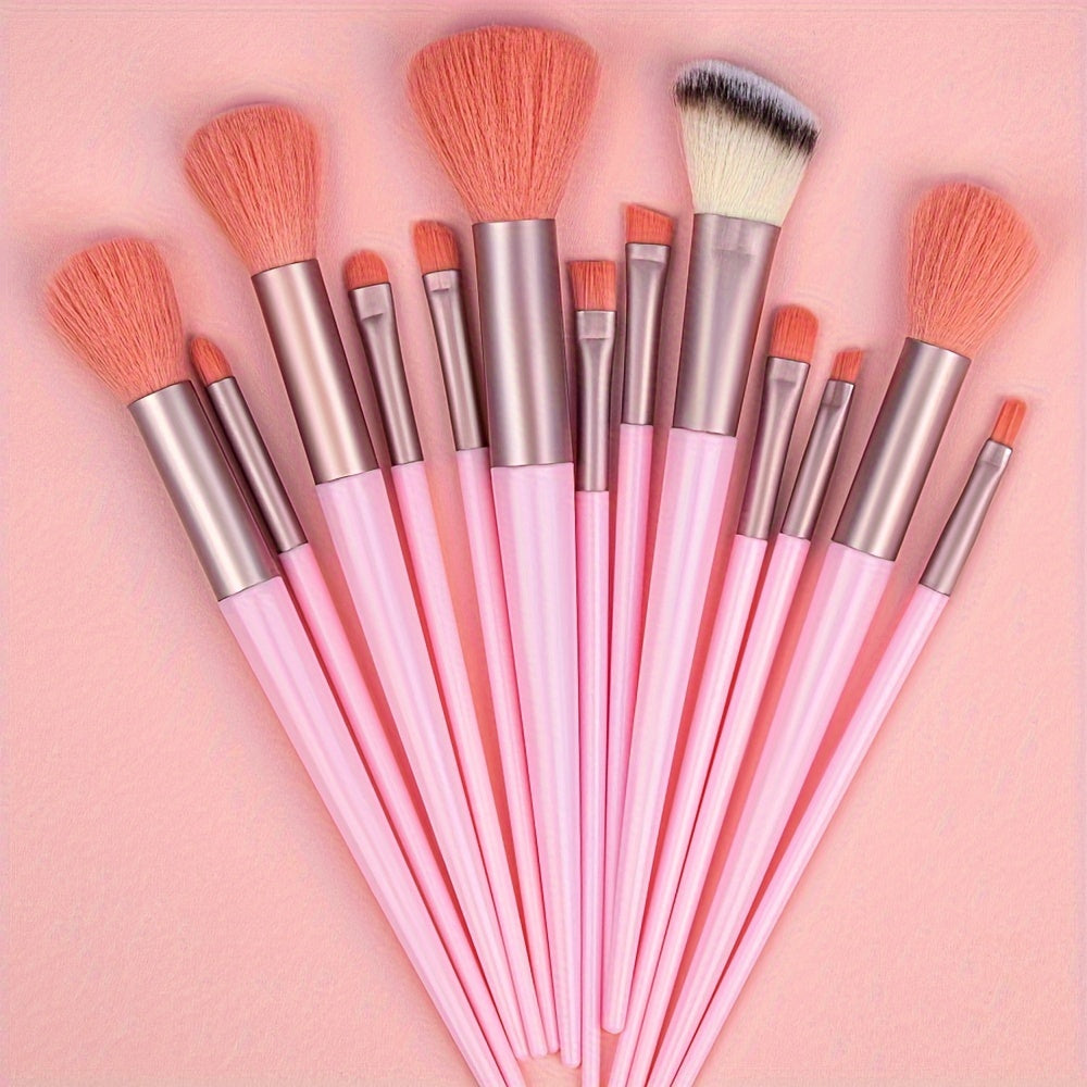 Synthetic Makeup Brush Set for Beginners and Professionals with Travel Case