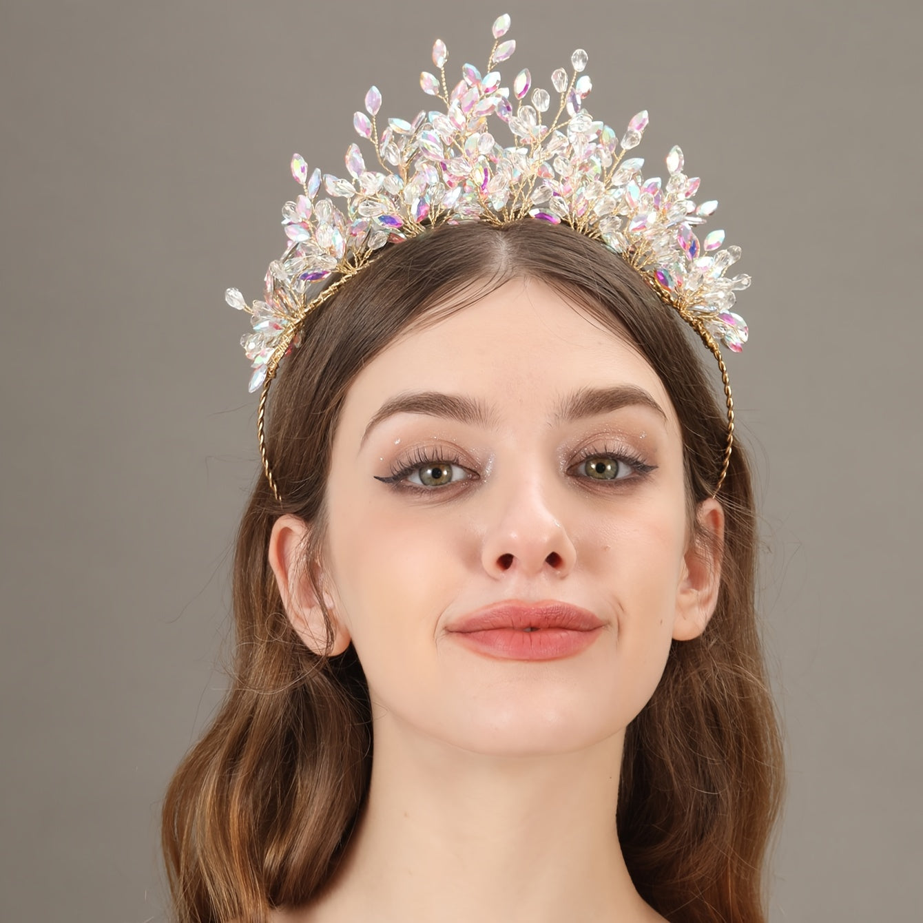 Luxury Glittering Rhinestone Hairband with Crown Design for Bridal and Princess Hairstyles