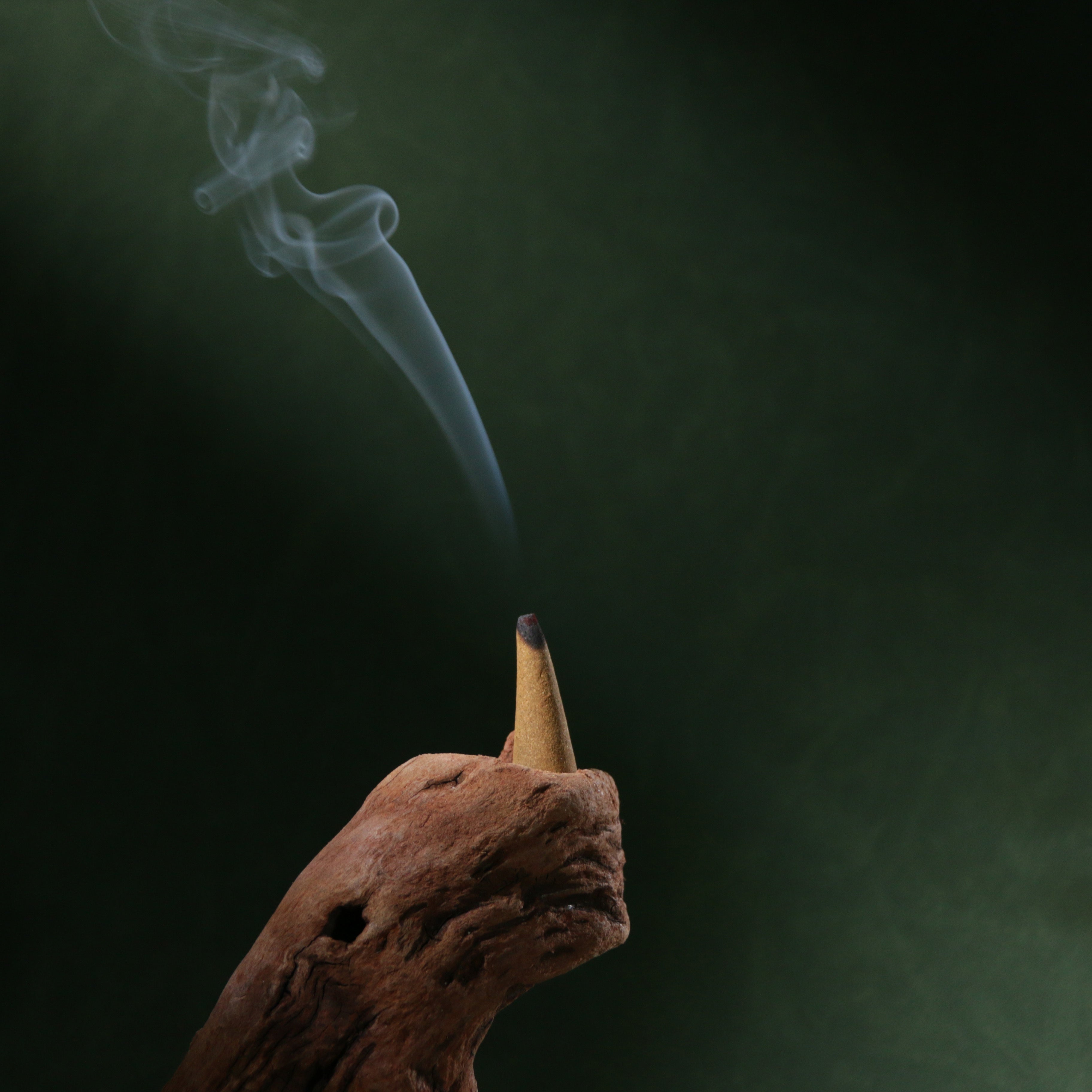 5/10 шт. ручной работы конусов благовоний Белый Мускус с сильным ароматом, идеально подходящих для очищения пространства и содействия расслаблению, доступны для использования в спальнях, во время медитации, йоги или для устранения негативной энергии.