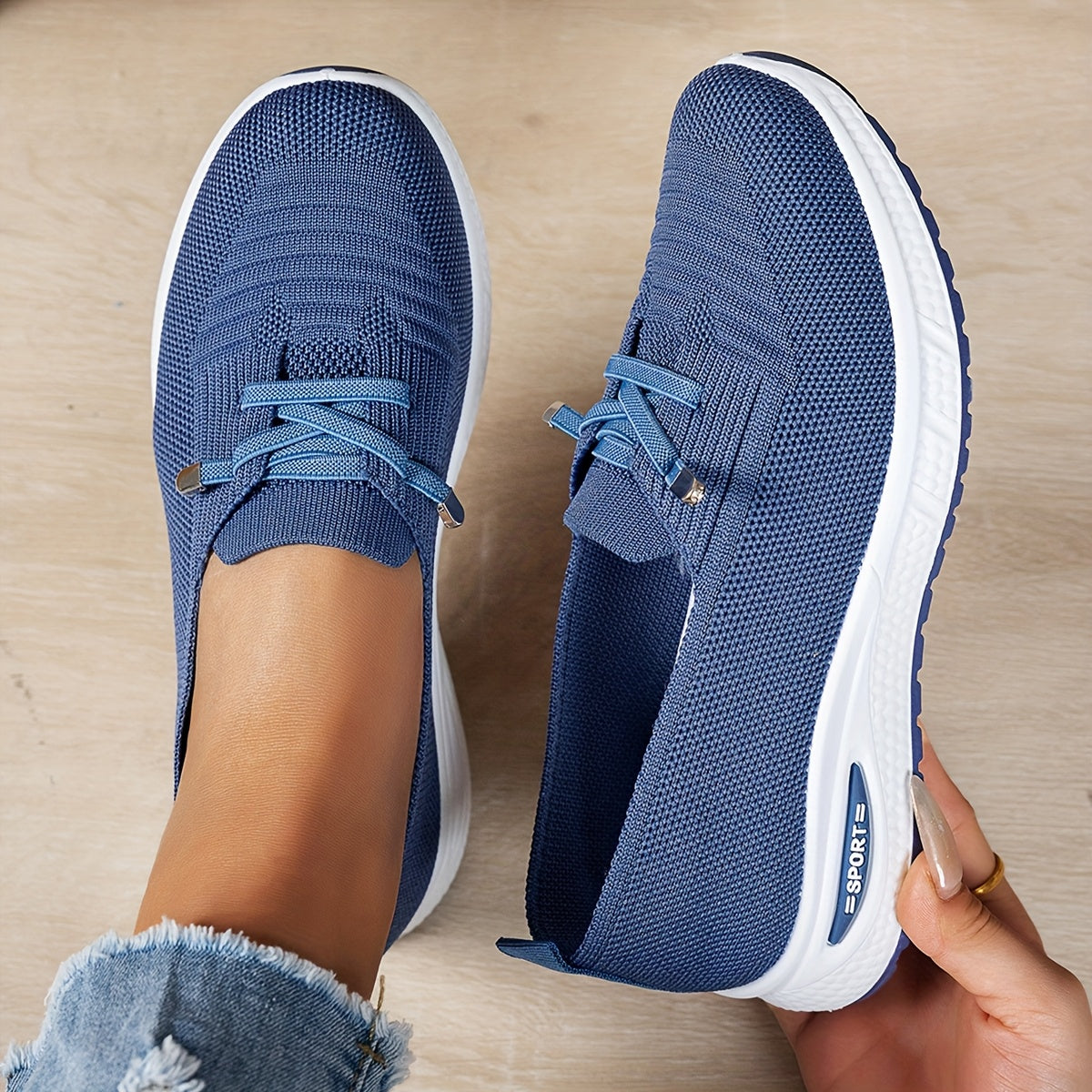 Women's Breathable Mesh Sneakers Casual Low-Top Slip-On Shoes in Solid Color