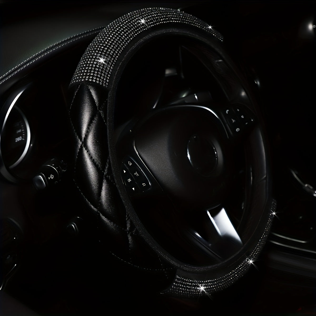 Avtomobil boshqaruv g'ildiragi qopqog'i to'plami yumshoq faux charm 37-38 sm uch o'lchovli