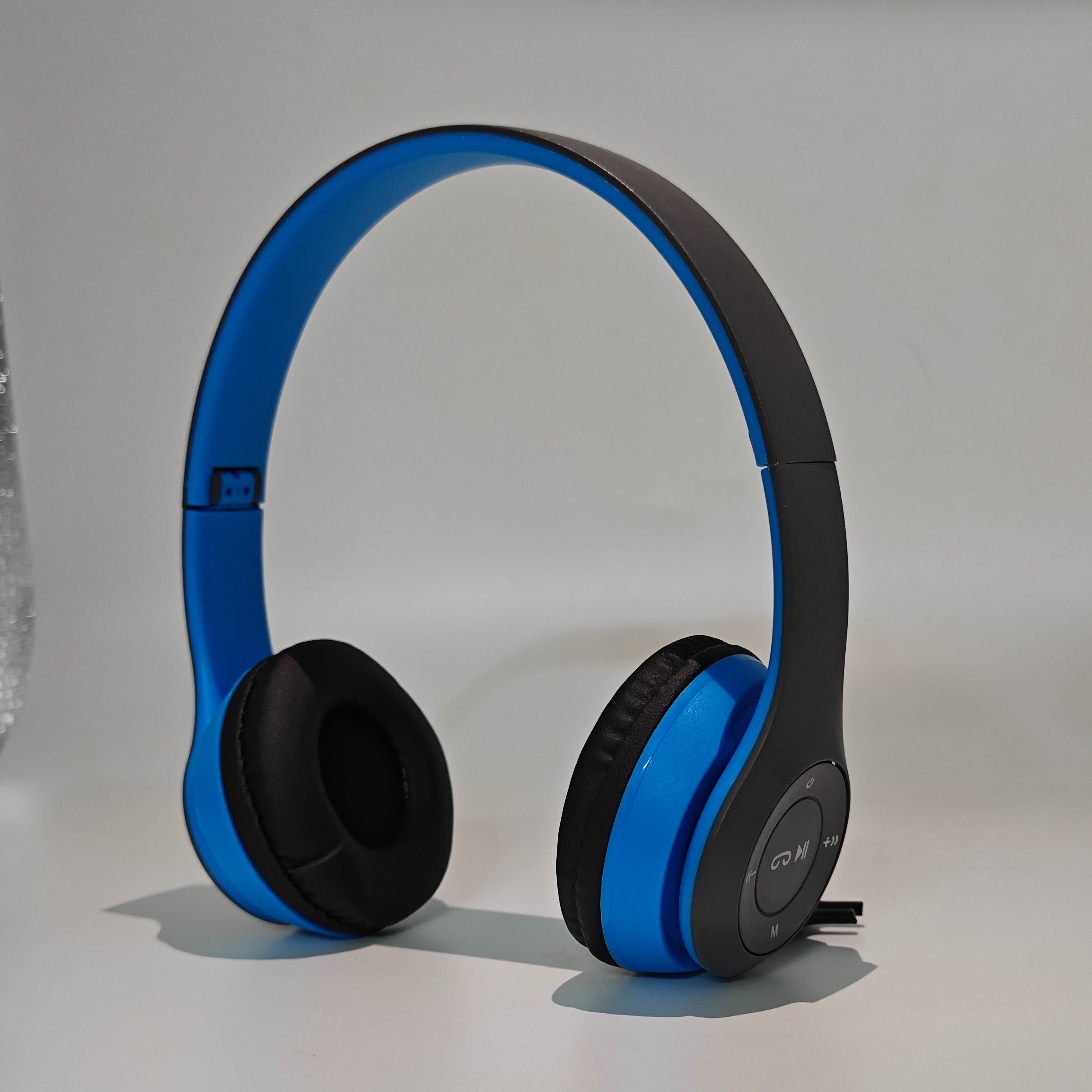 Foldable Wireless Headphones with Noise Cancelling Microphone, TF Card Slot, 3.5mm Jack for Gaming PC Phone Laptop in Black Red Blue Green