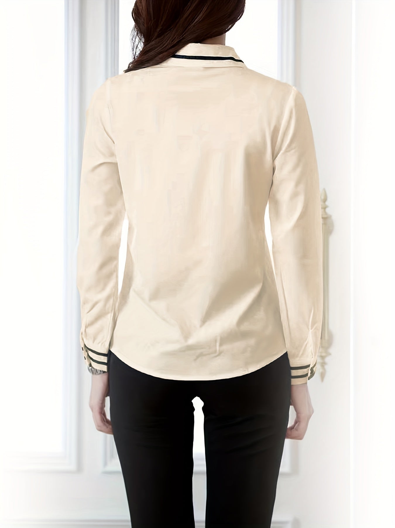 Kattalar uchun uzun qoʻlqopli rang blokli polyester sharting, lapel yengli