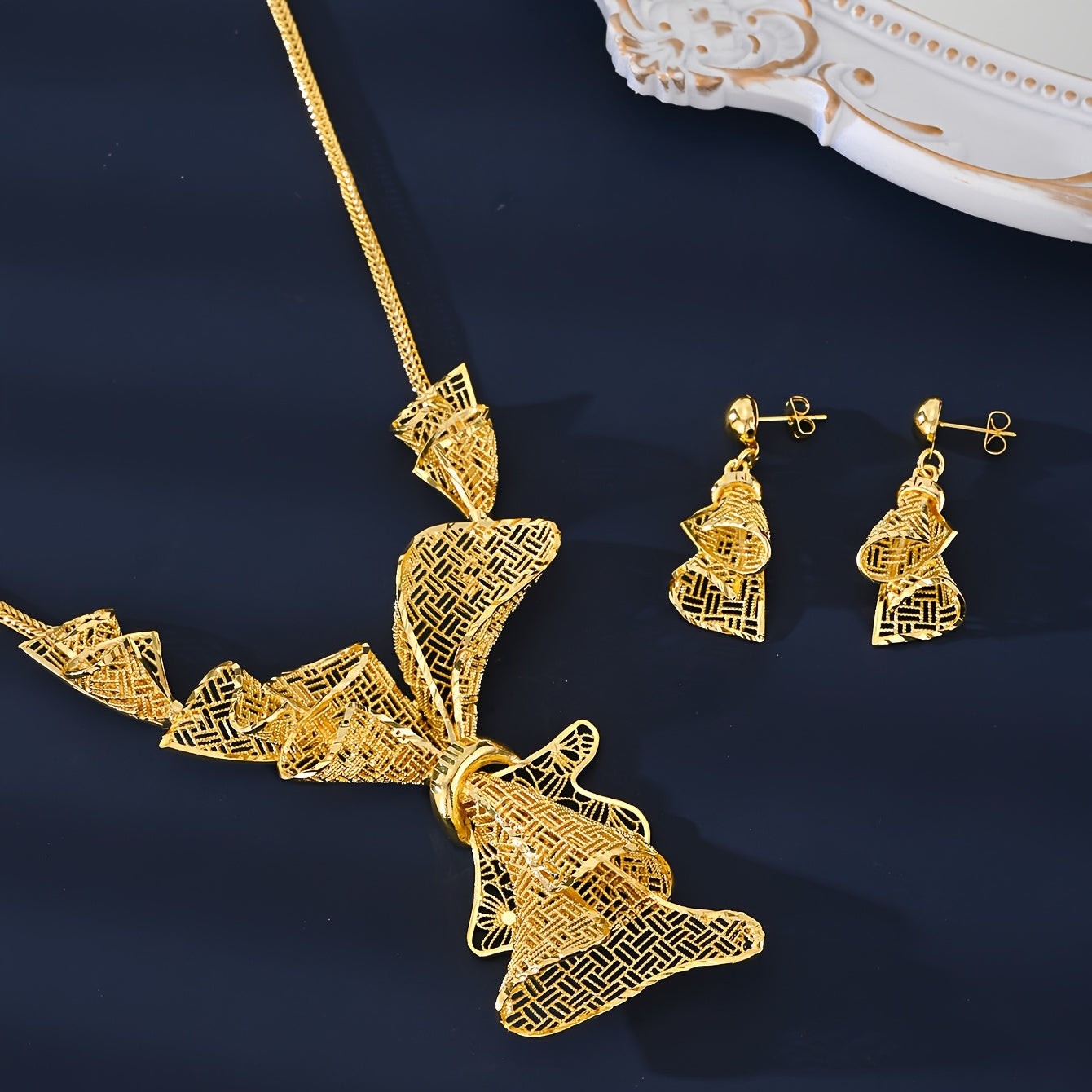 Vintage Copper Jewelry Set Women Wedding Gift Dangle Earrings Ring Necklace Hollow Butterfly