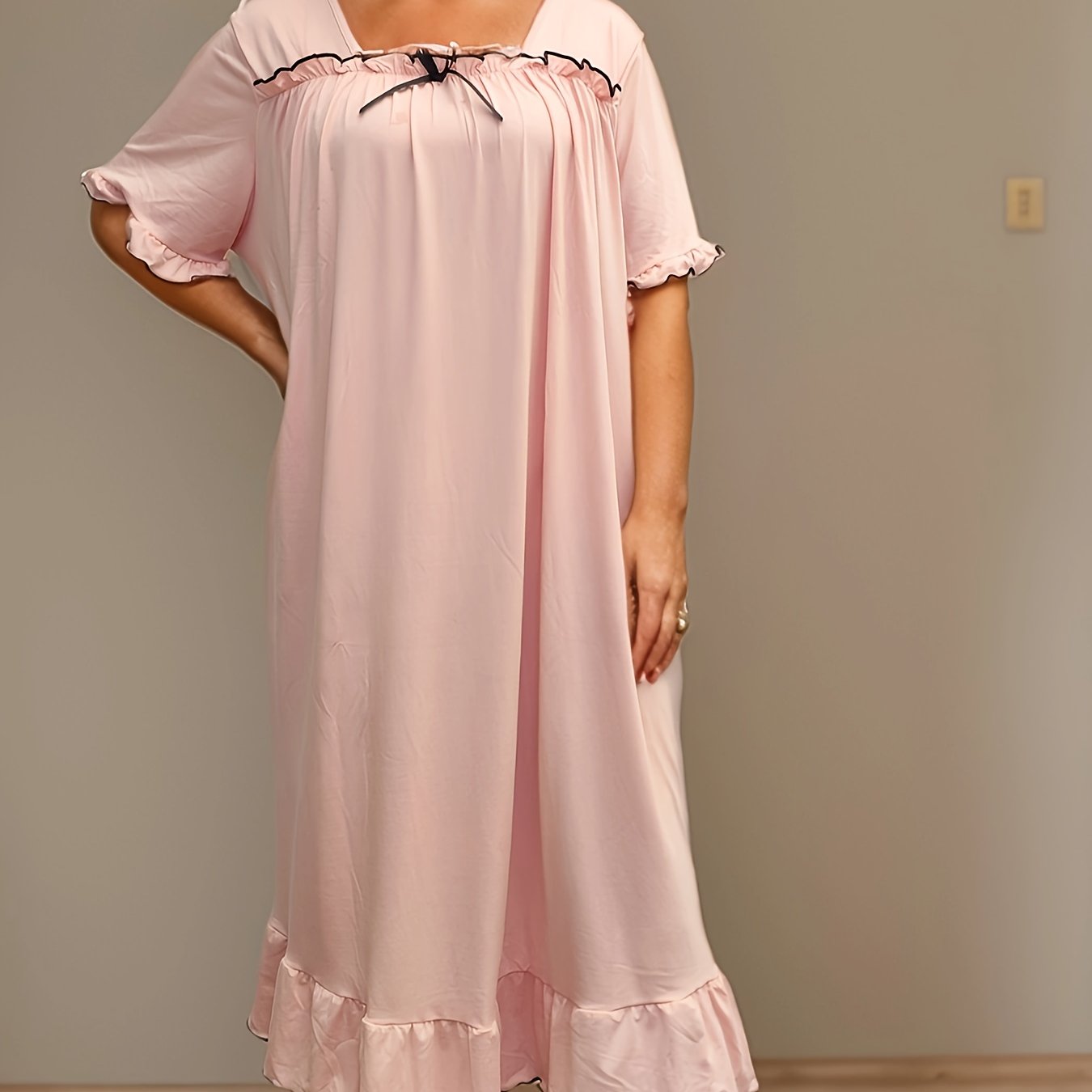 Plus Size Women's Casual Pink Ruffle Short Sleeve Midi Nightgown