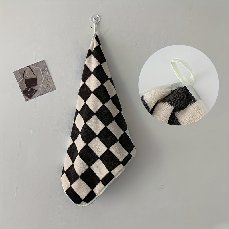 Checkerboard Pattern Soft Face Towel Absorbent and Comfortable for Bathroom Gym Kitchen
