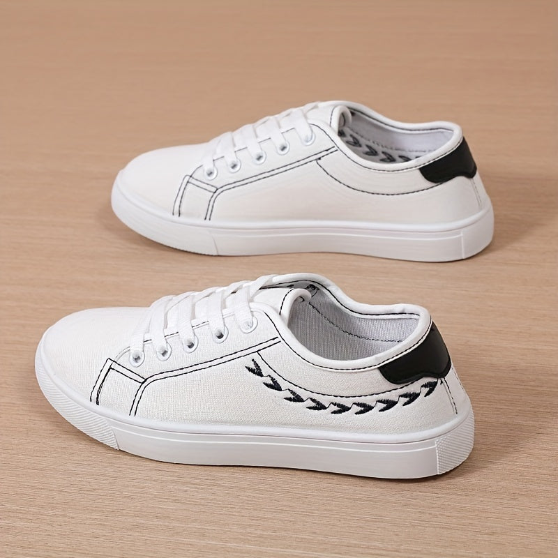 Women's Casual White Canvas Shoes Fashion Low-Top Breathable Footwear