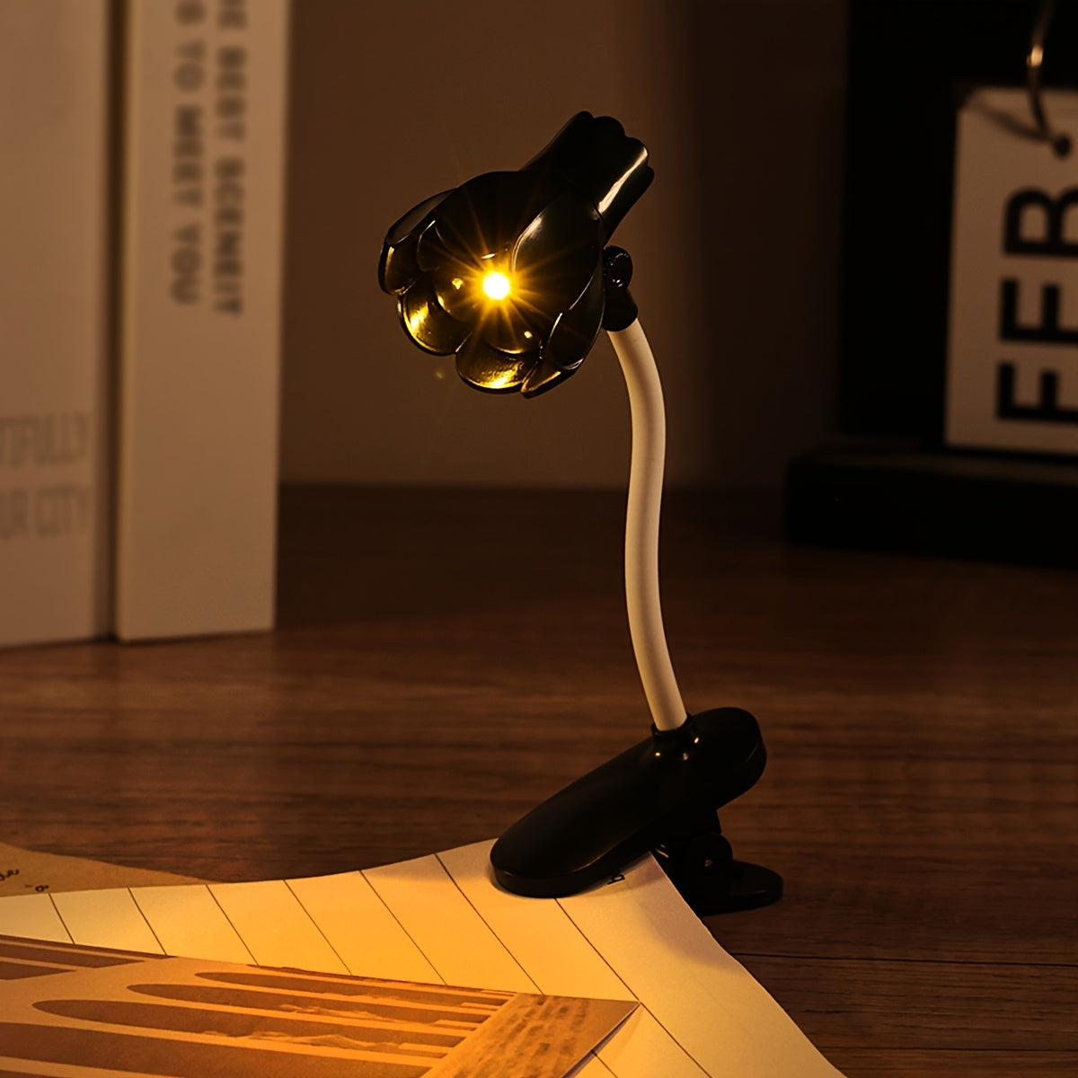Single Petal Clip Table Lamp for Bedroom Reading and Home Decor