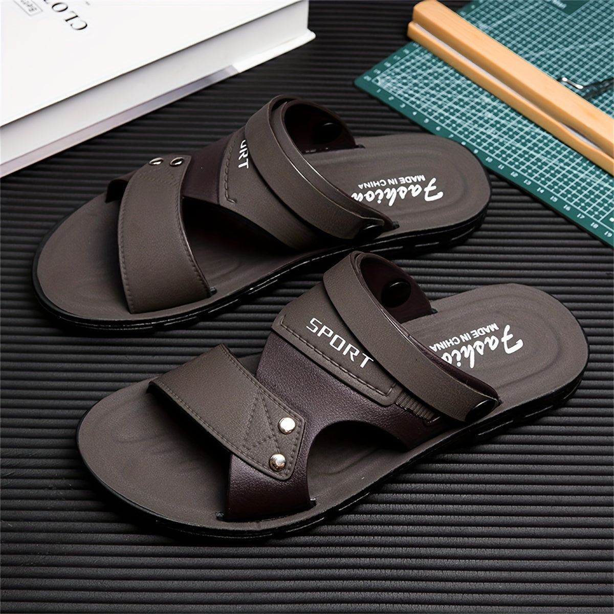 Unisex Outdoor Slippers Non-Slip Soft Sole for Hiking Beach Driving Casual Street Shoes