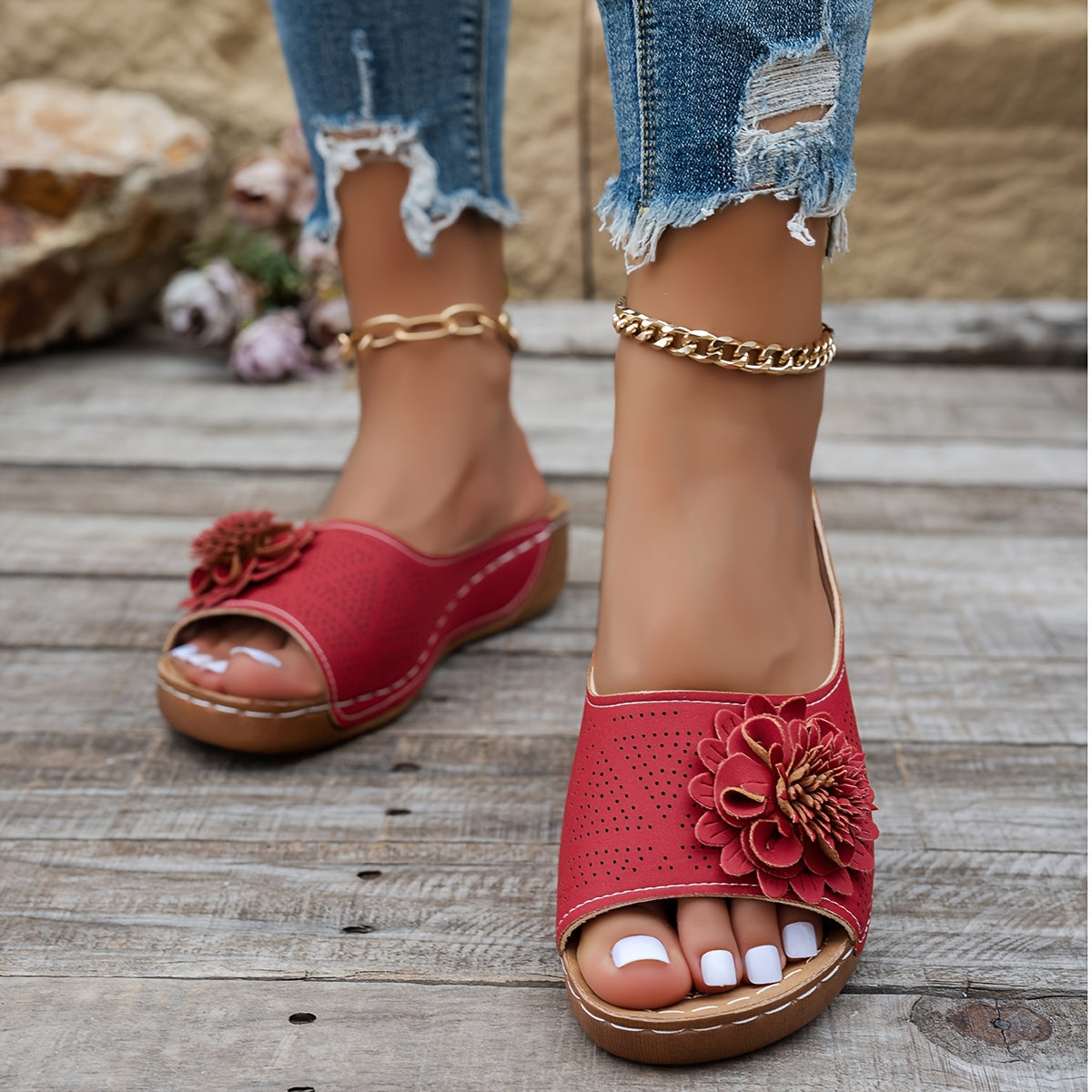 Women's Floral Open Toe Slides with Thick Platform Sole and Flat Heel