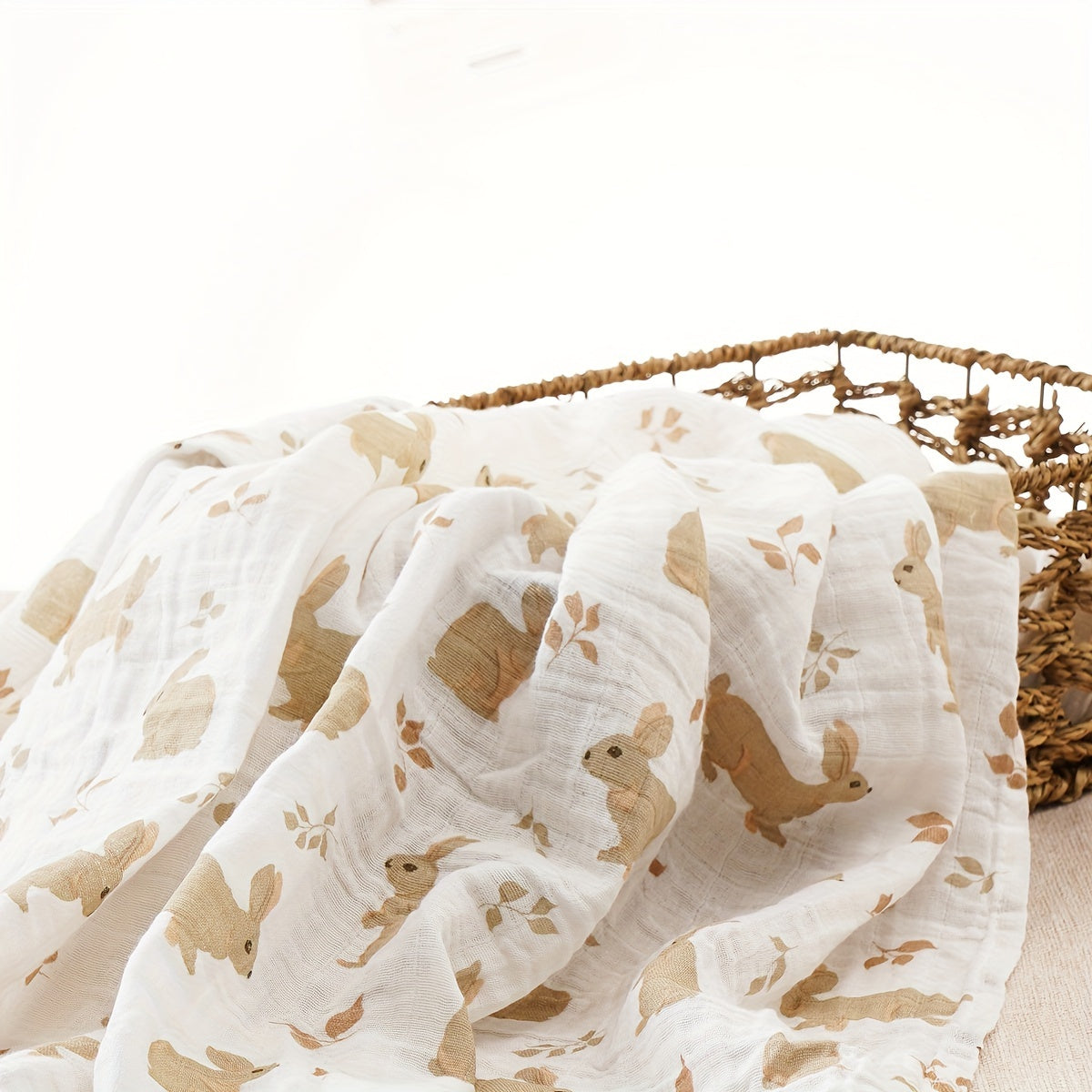 Уютно устроитесь с нашим 1-слойным мягким муслиновым пледом, размером 110*120 см и состоящим из 2 слоев мягкого муслинового материала. Идеально подходит для домашнего уюта или в поездках, также станет отличным подарком на Хэллоуин или Рождество.