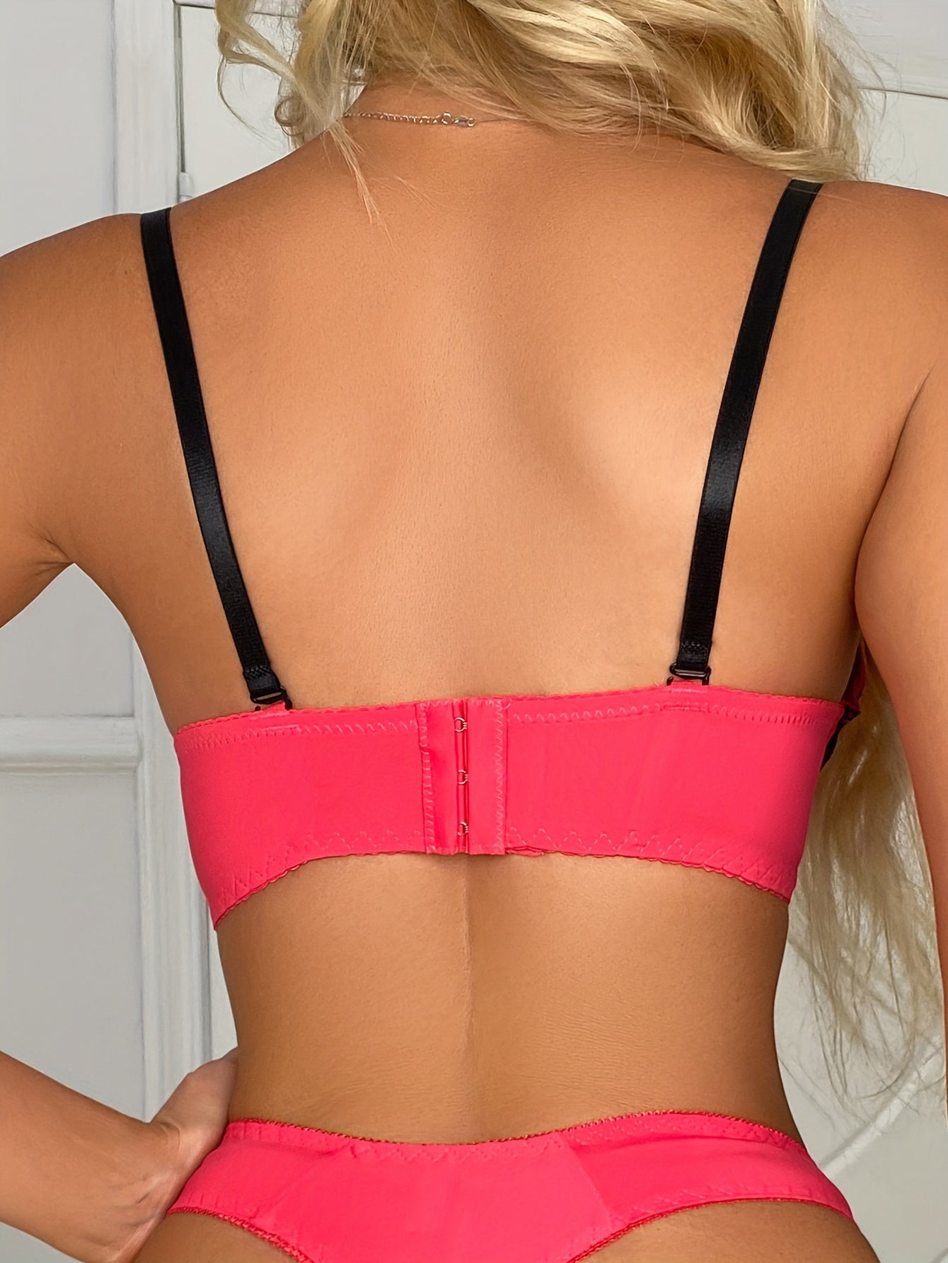 Lace Push-Up Bra with Color Block Design Underwire No Padding for B Cups