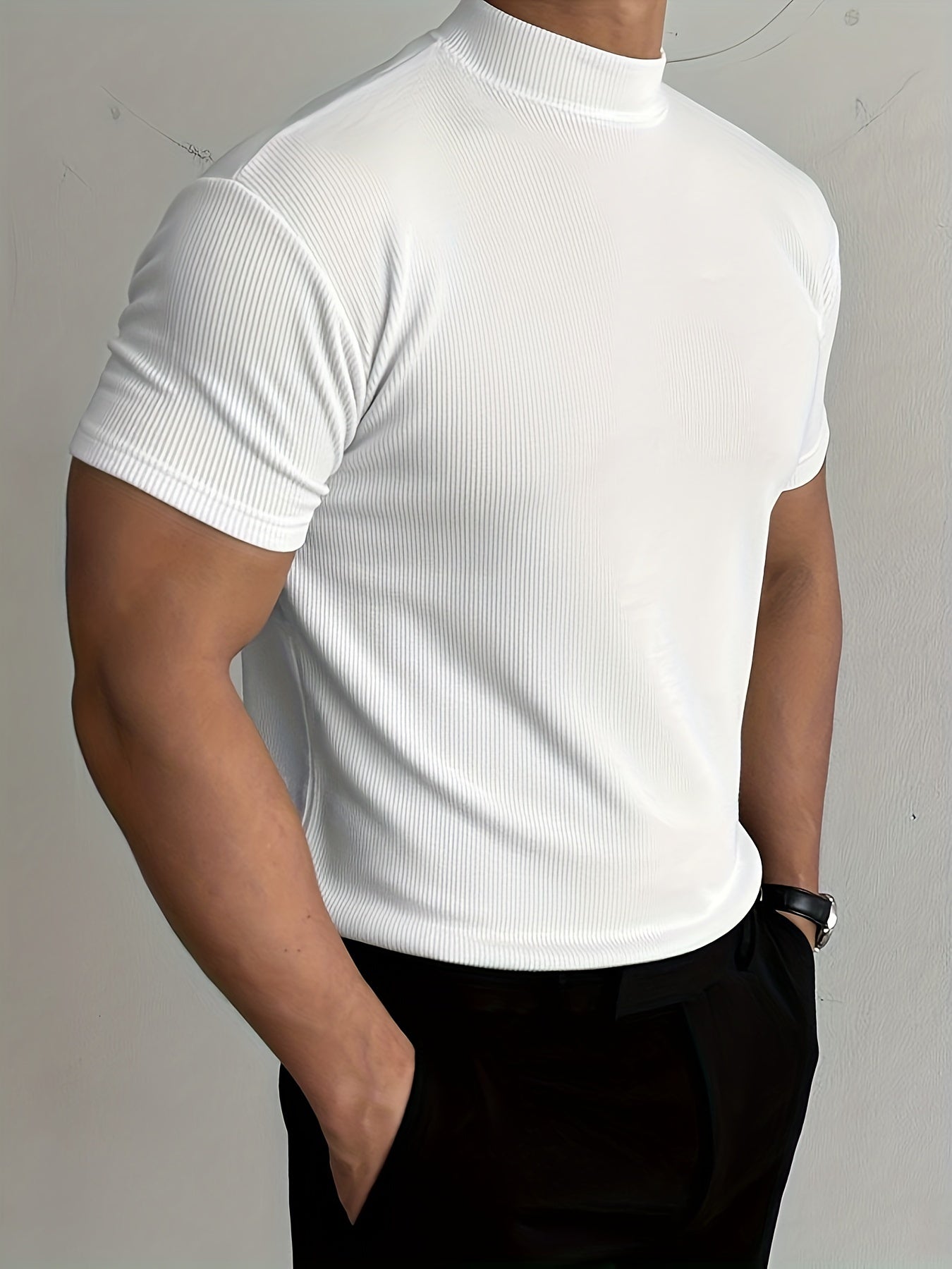 Men's Solid Polyester Slim Fit Crew Neck T-Shirt for Summer Outdoor Sports