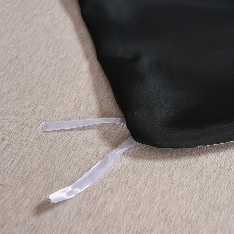 3-ta bo'lakli satindan yotqizish to'plami, bir xil rangdagi yotqizish qopqog'i va yostiqchalar bilan