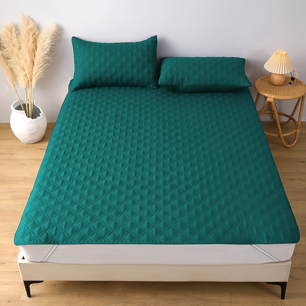 Waterproof Mattress Protector Hypoallergenic Breathable Dustproof Ultra-Soft Bed Cover for Bedroom Dorm Hotel