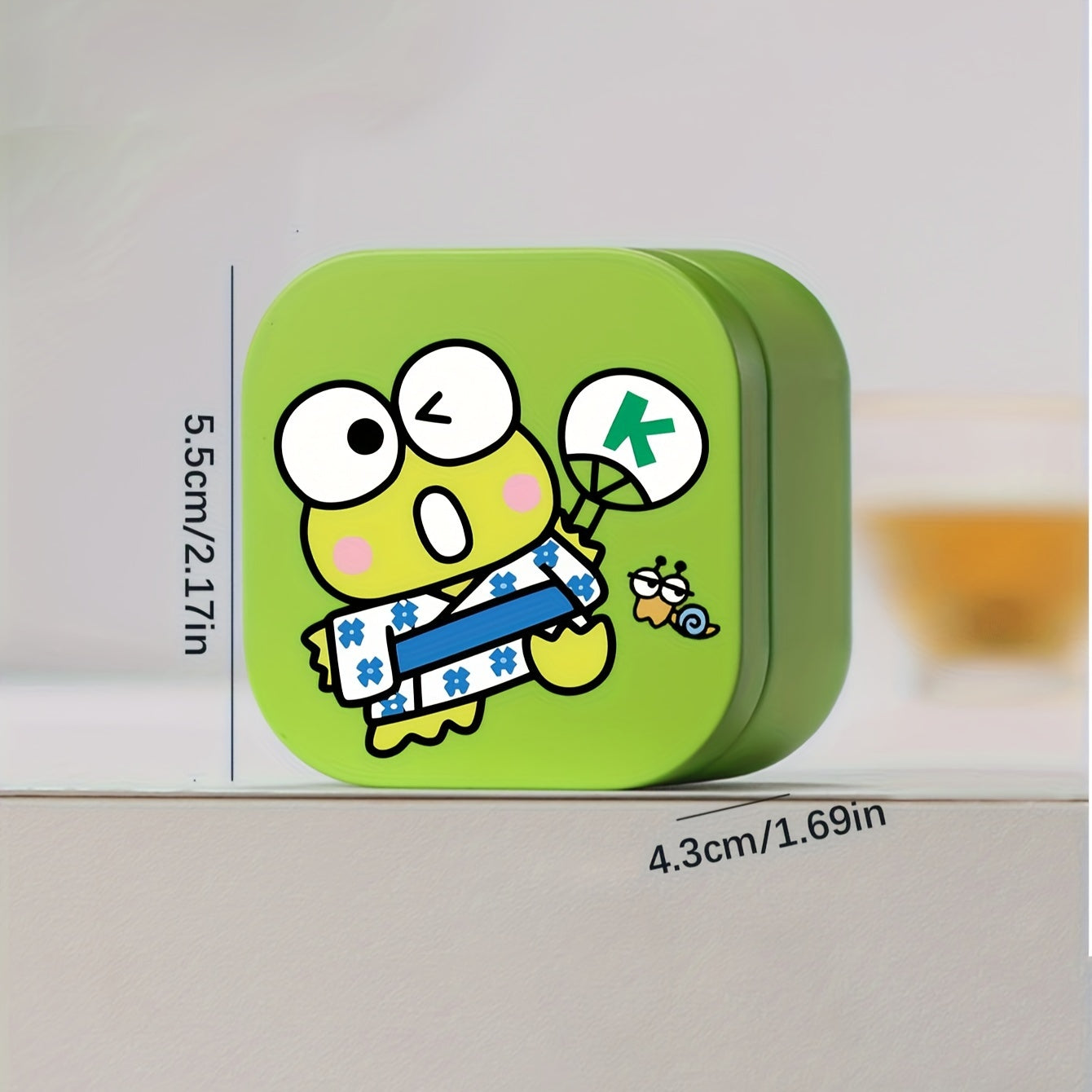 Sanrio Hello Kitty va Do'stlar Kvadrat Metall Saqlash Qutisi, Yorqin Ko'p Rangli, Suvga Chidamli Bo'lmagan Stol Tashkiliy Qutisi Zargarlik, Marvaridlar, Shirinliklar Uchun, Hello Kitty, My Melody, Kuromi, Cinnamorollni O'z Ichiga Oladi