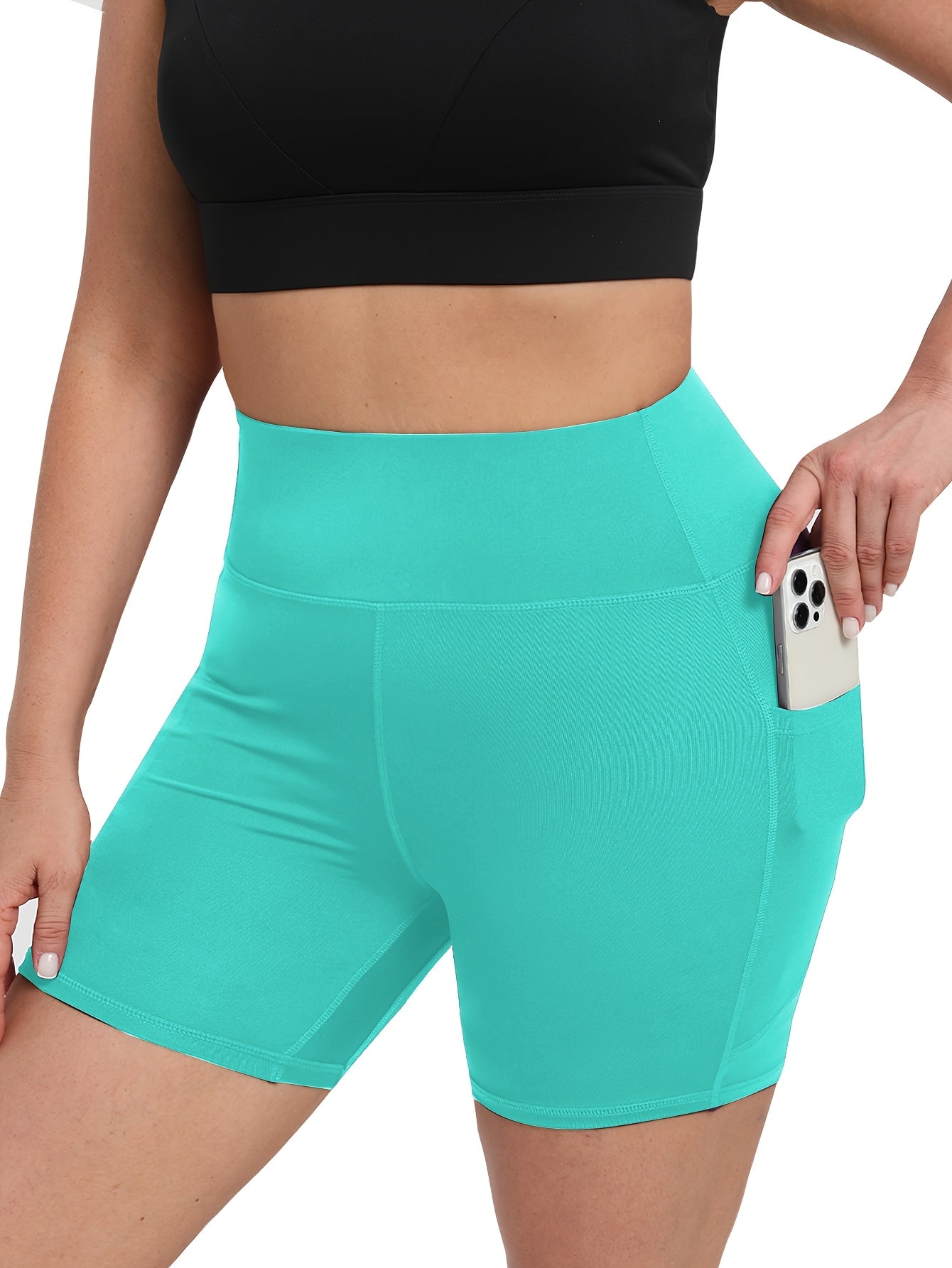 Women's Plus Size High-Waisted Yoga Shorts with Pockets Breathable Slim Fit