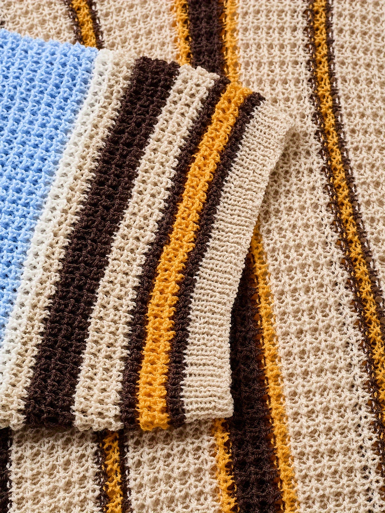 Men's Casual Knit Pullover Sweater Short Sleeve Crew Neck Micro-Elastic Ribbed Stripe Beach Vacation Style