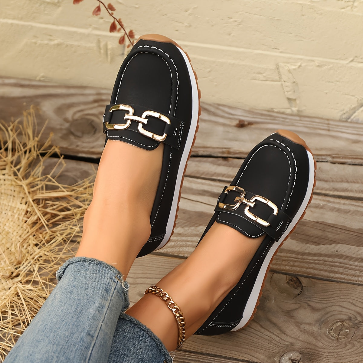 Women's Slip-On Loafers Solid Color Stain-Resistant All-Season Comfort