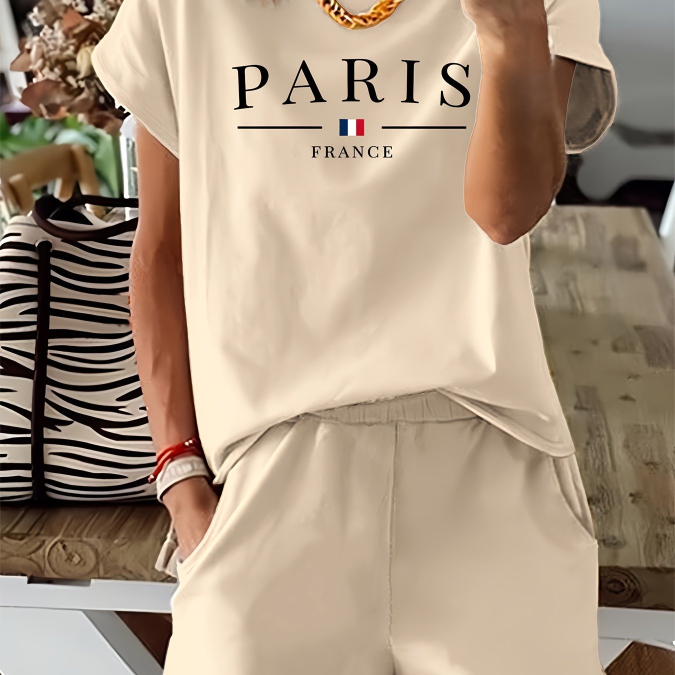 Women's Two-Piece Set with Paris Letter Print Short Sleeve T-Shirt and Shorts Polyester Elastane All-Season