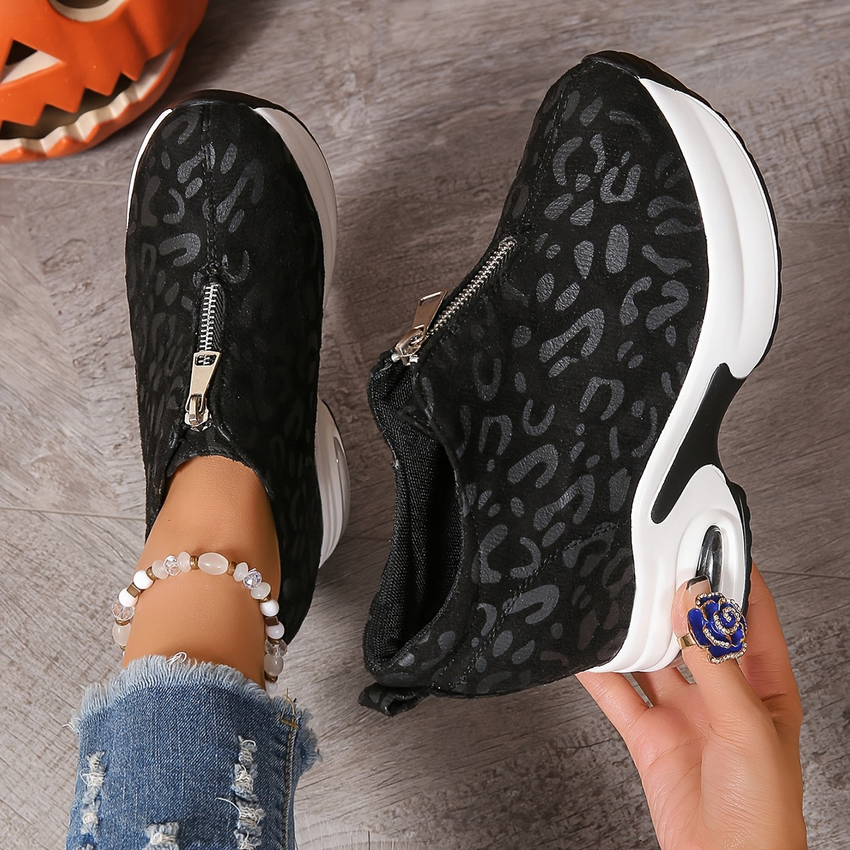 Casual Loafers for Women with Height-Boosting Air Cushions Flannel Low Top All-Season