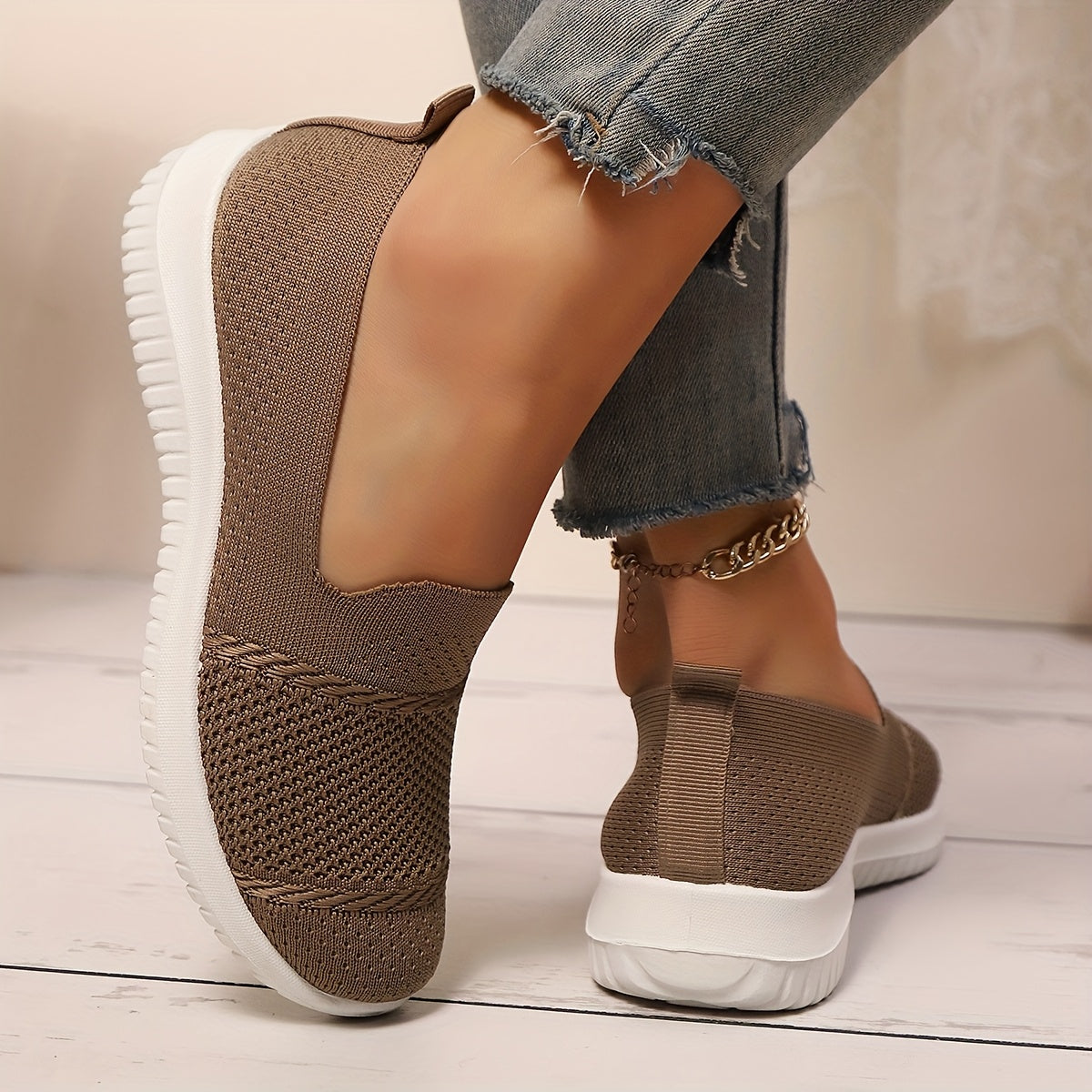 Women's Casual Slip-On Sneakers Lightweight Breathable Flat Shoes