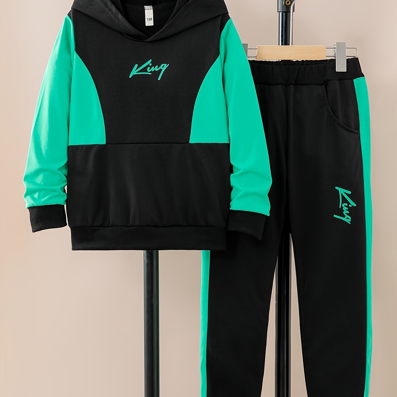 Casual Spring and Autumn Long Sleeve Hooded Patchwork Letter Print Set for Outdoor Wear